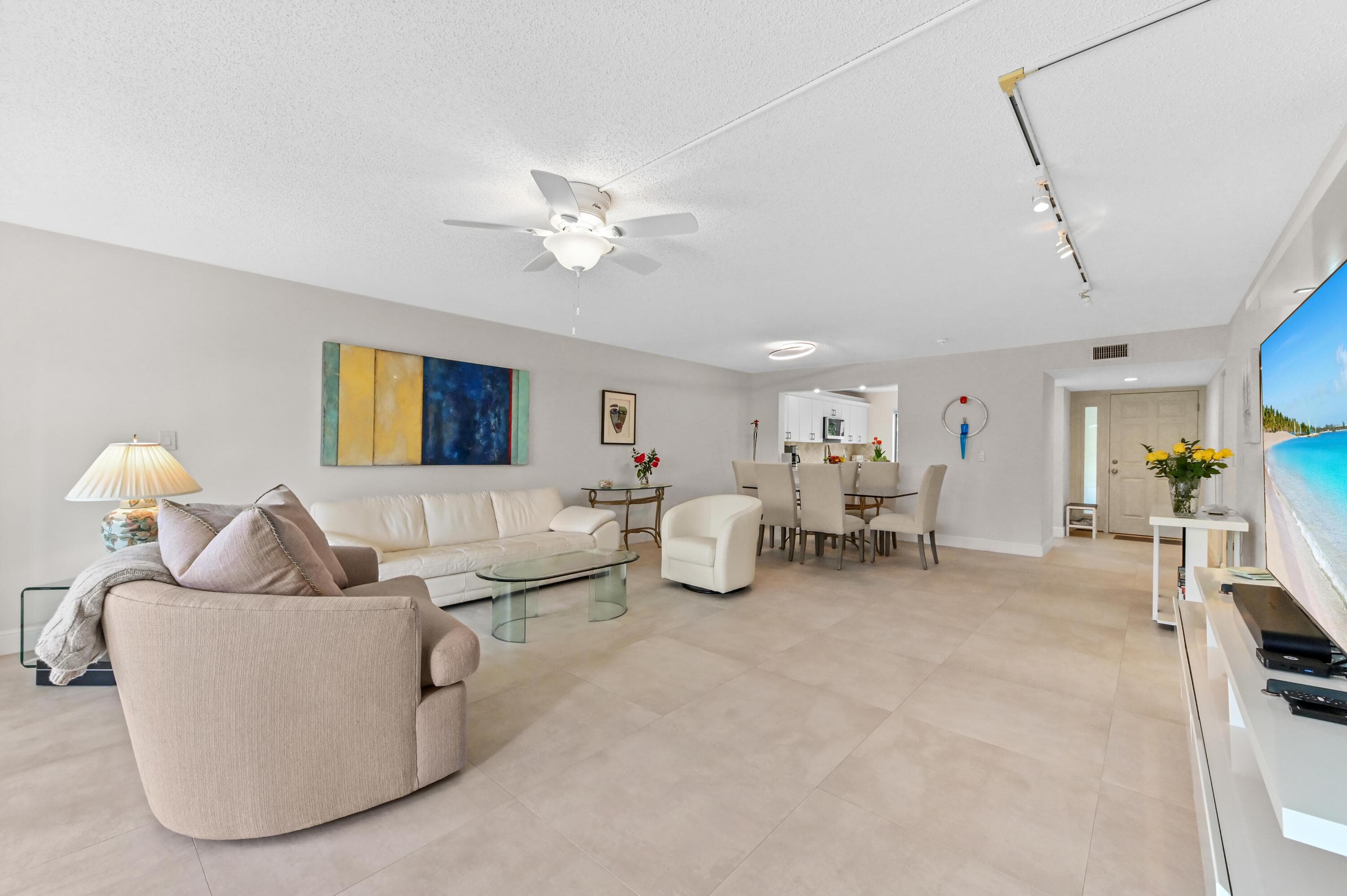 5743 Fairway Park Court 105, Boynton Beach, FL 33437 — photo 11 of 33
