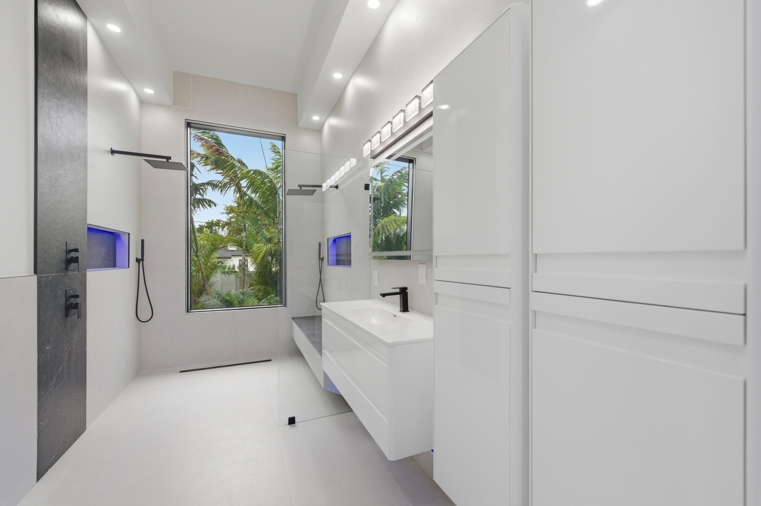 1629 NE 1st Avenue, Fort Lauderdale, FL 33305 — photo 37 of 44