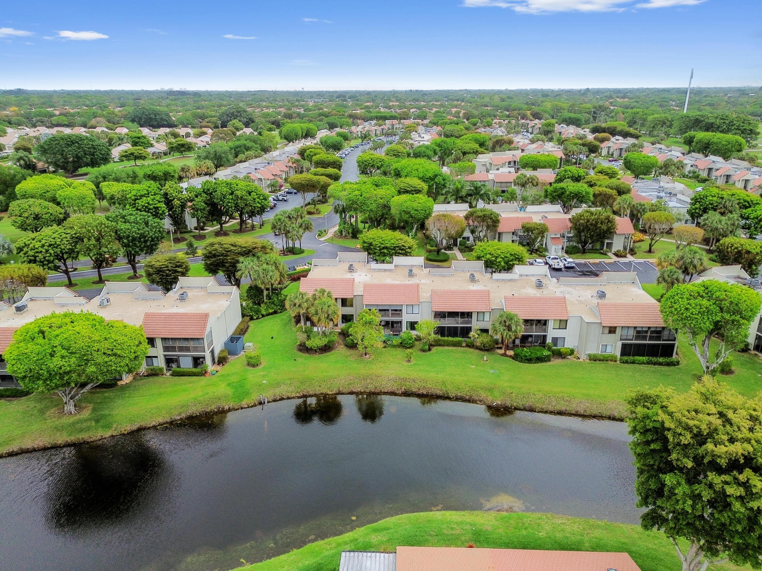 5743 Fairway Park Court 105, Boynton Beach, FL 33437 — photo 2 of 33