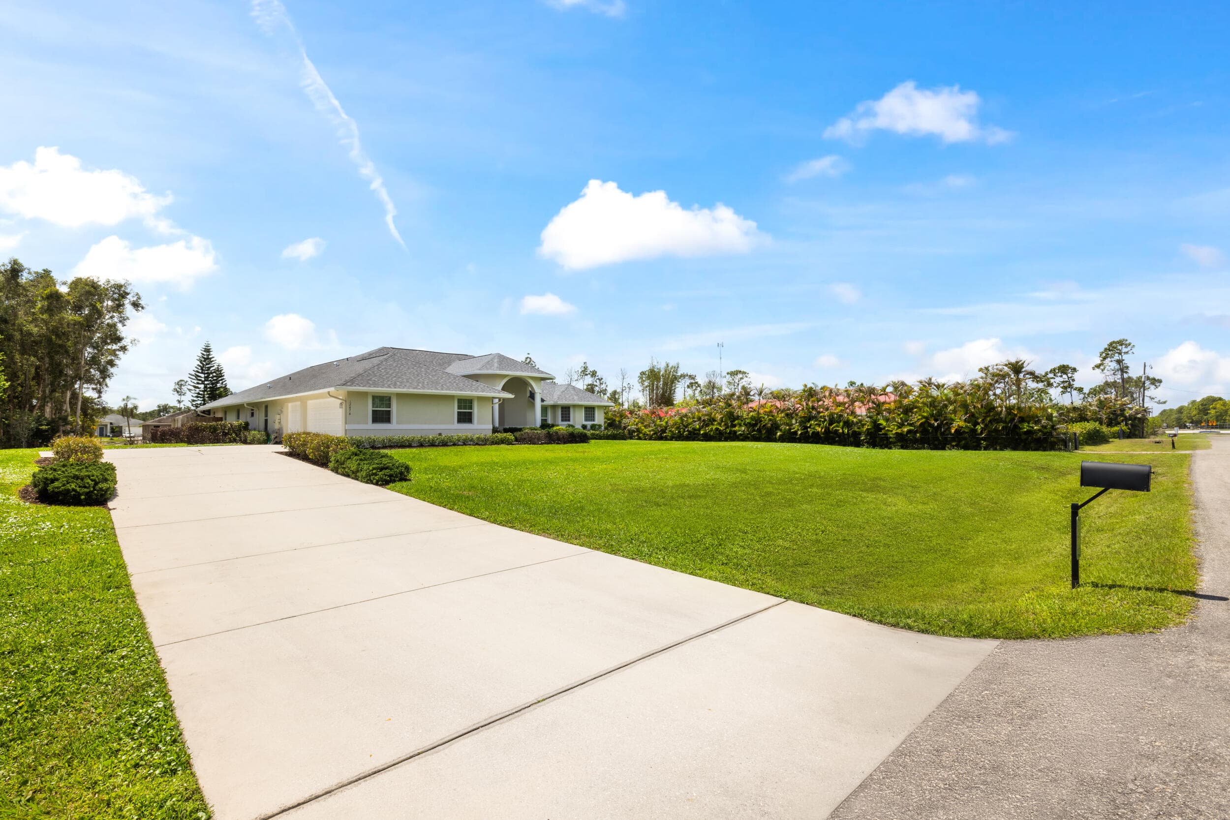 12878 N 70th Pl Place N, The Acreage, FL 33412 — photo 8 of 61