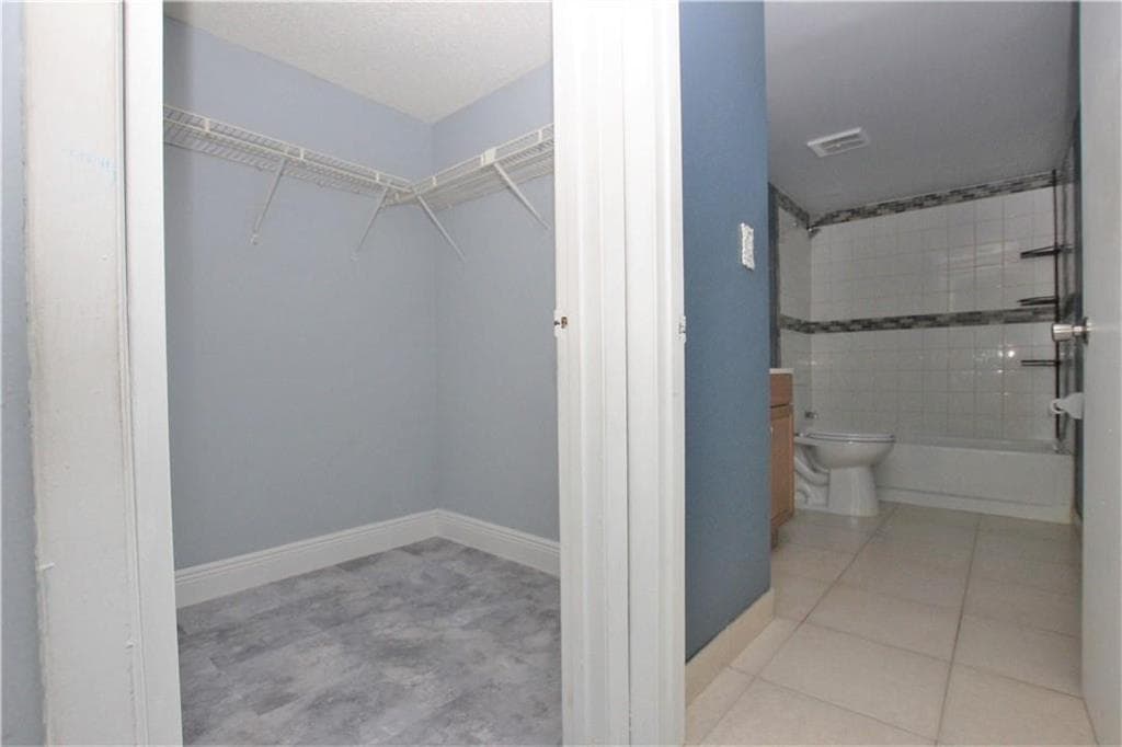 3413 NW 44th Street 107, Oakland Park, FL 33309 — photo 17 of 27