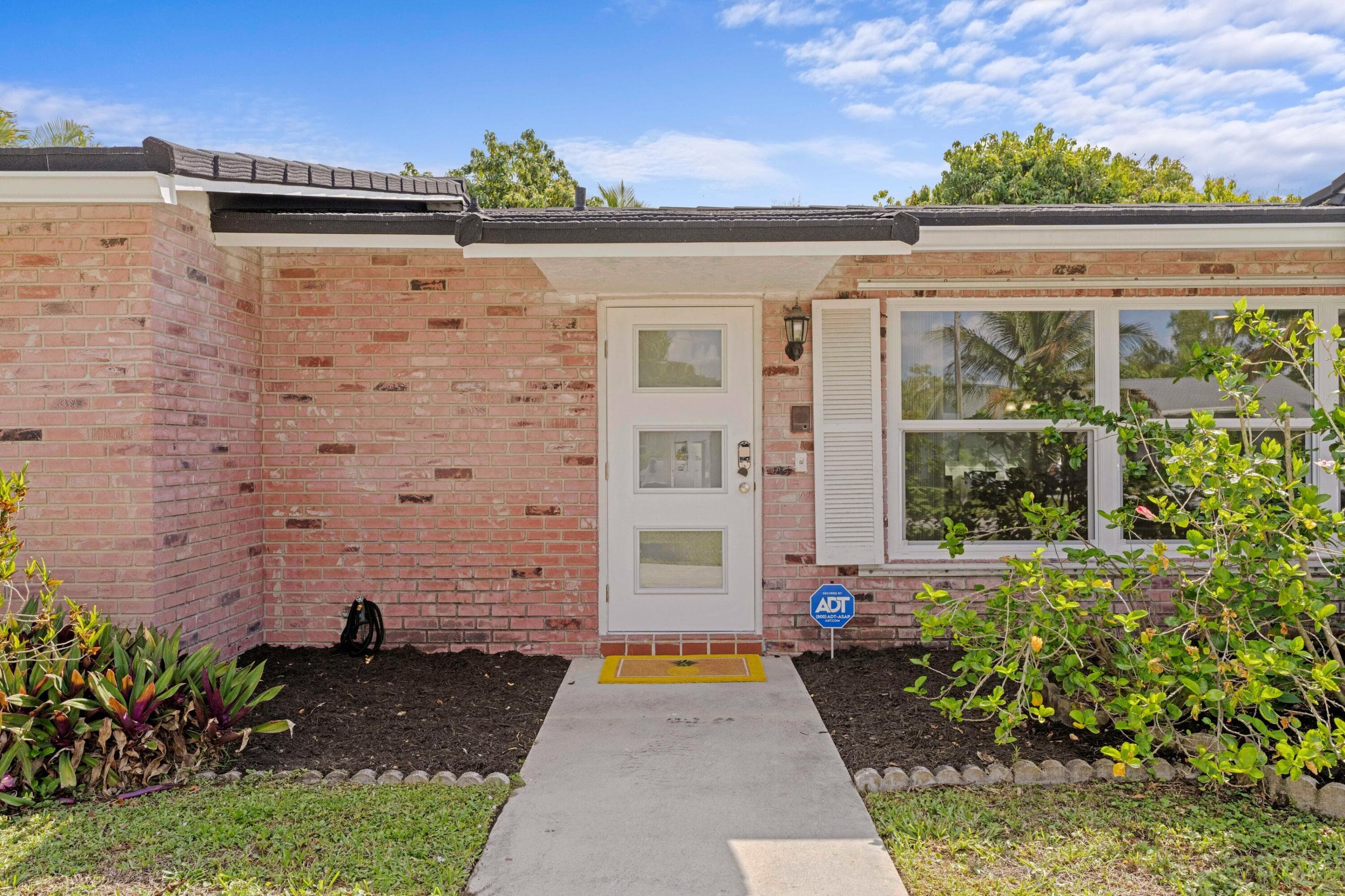 324 Sandpiper Avenue, Royal Palm Beach, FL 33411 — photo 6 of 32