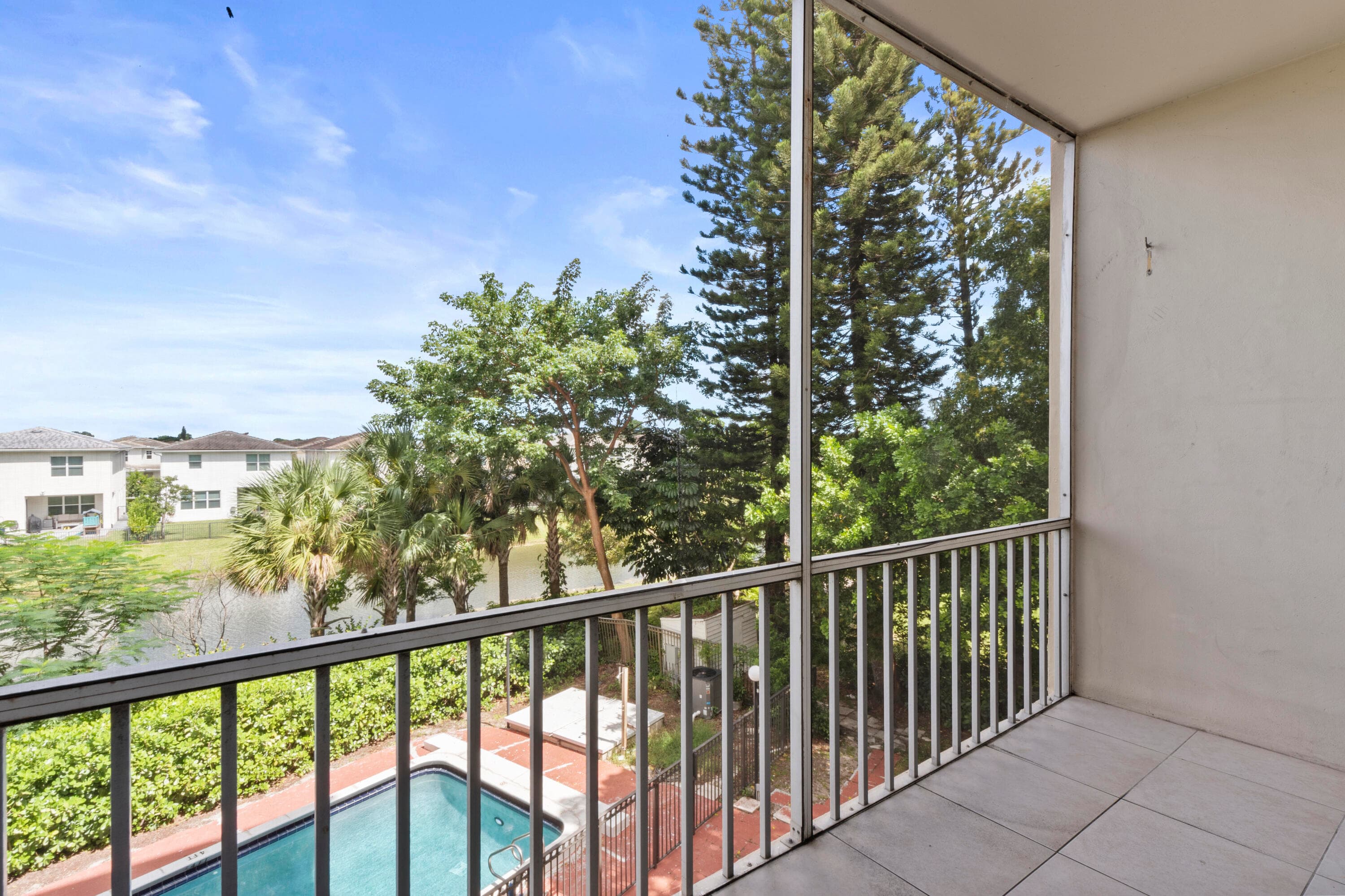 1101 Crystal Lake Drive 309, Deerfield Beach, FL 33064 — photo 16 of 23