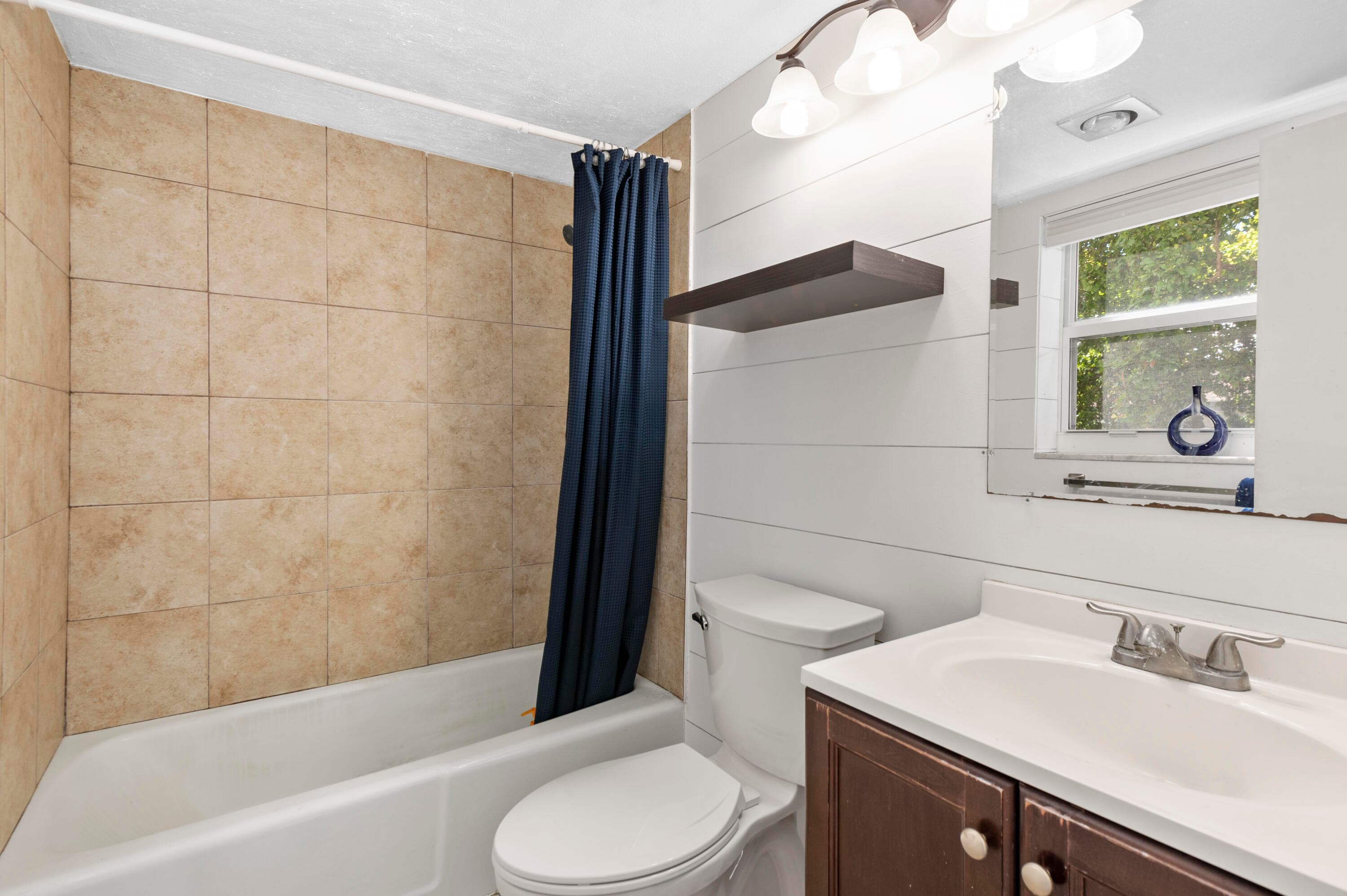 1101 Crystal Lake Drive 309, Deerfield Beach, FL 33064 — photo 18 of 23