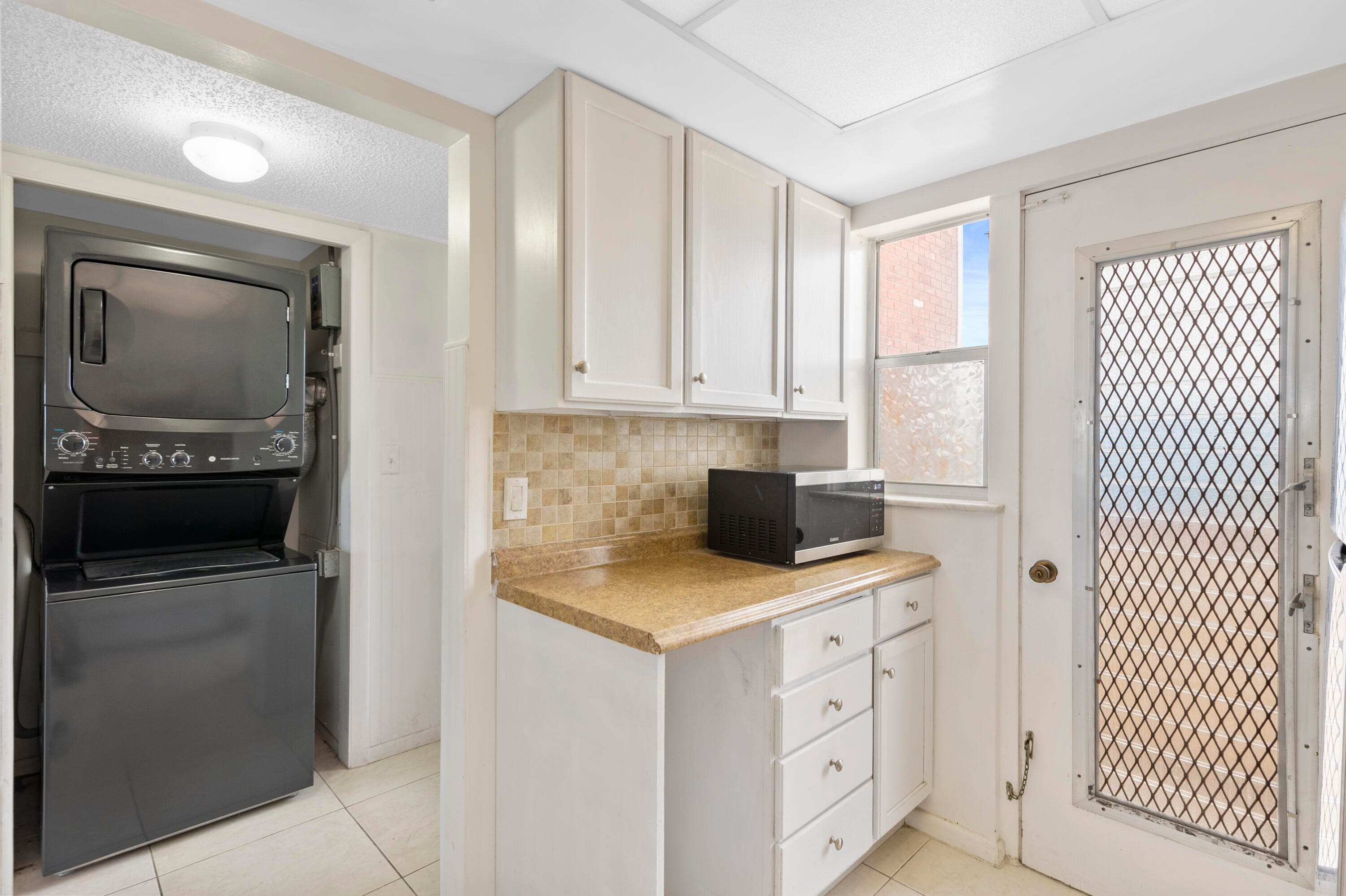 1101 Crystal Lake Drive 309, Deerfield Beach, FL 33064 — photo 5 of 23