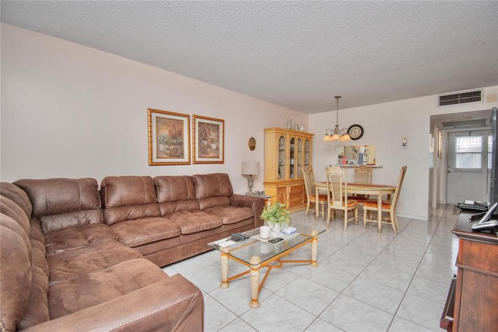 5171 W Oakland Park Boulevard, Lauderdale Lakes, FL 33313 — photo 7 of 32