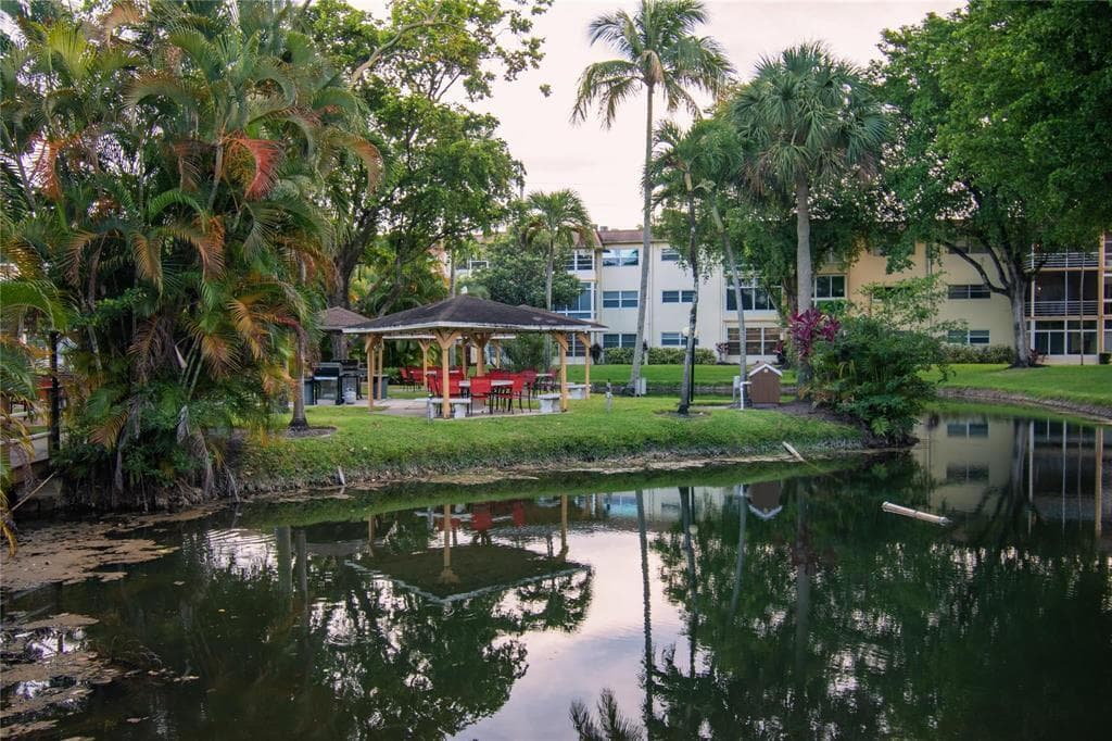 5171 W Oakland Park Boulevard, Lauderdale Lakes, FL 33313 — photo 18 of 32