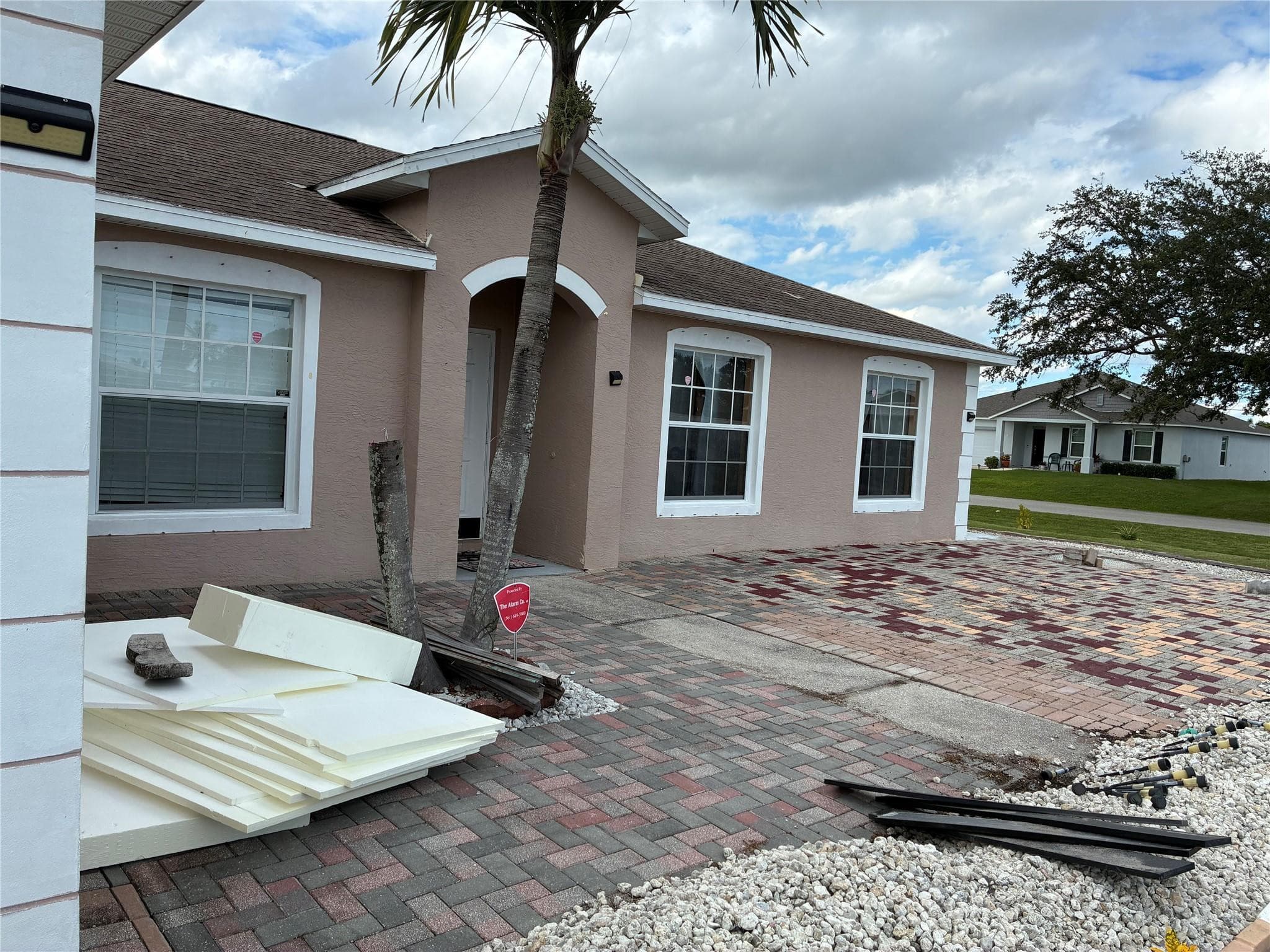 602 SW Kenyoun Street, Port St. Lucie, FL 34983 — photo 6 of 10