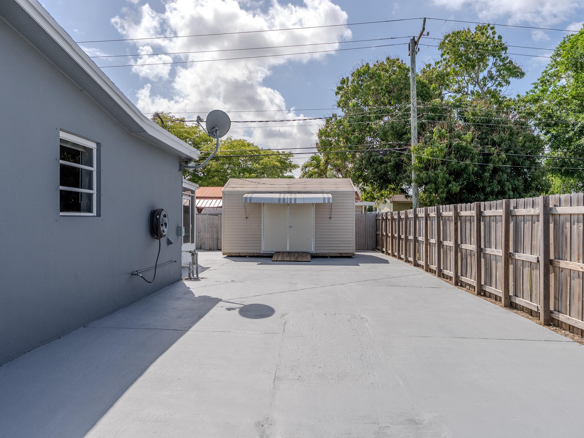 320 N 69th Way, Hollywood, FL 33024 — photo 42 of 51