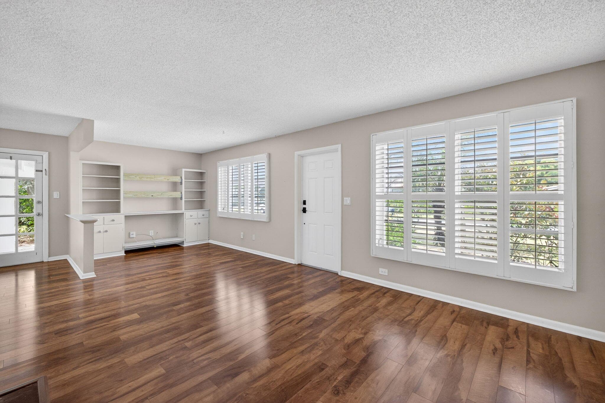 1040 SE 5th Street SE, Stuart, FL 34996 — photo 3 of 21