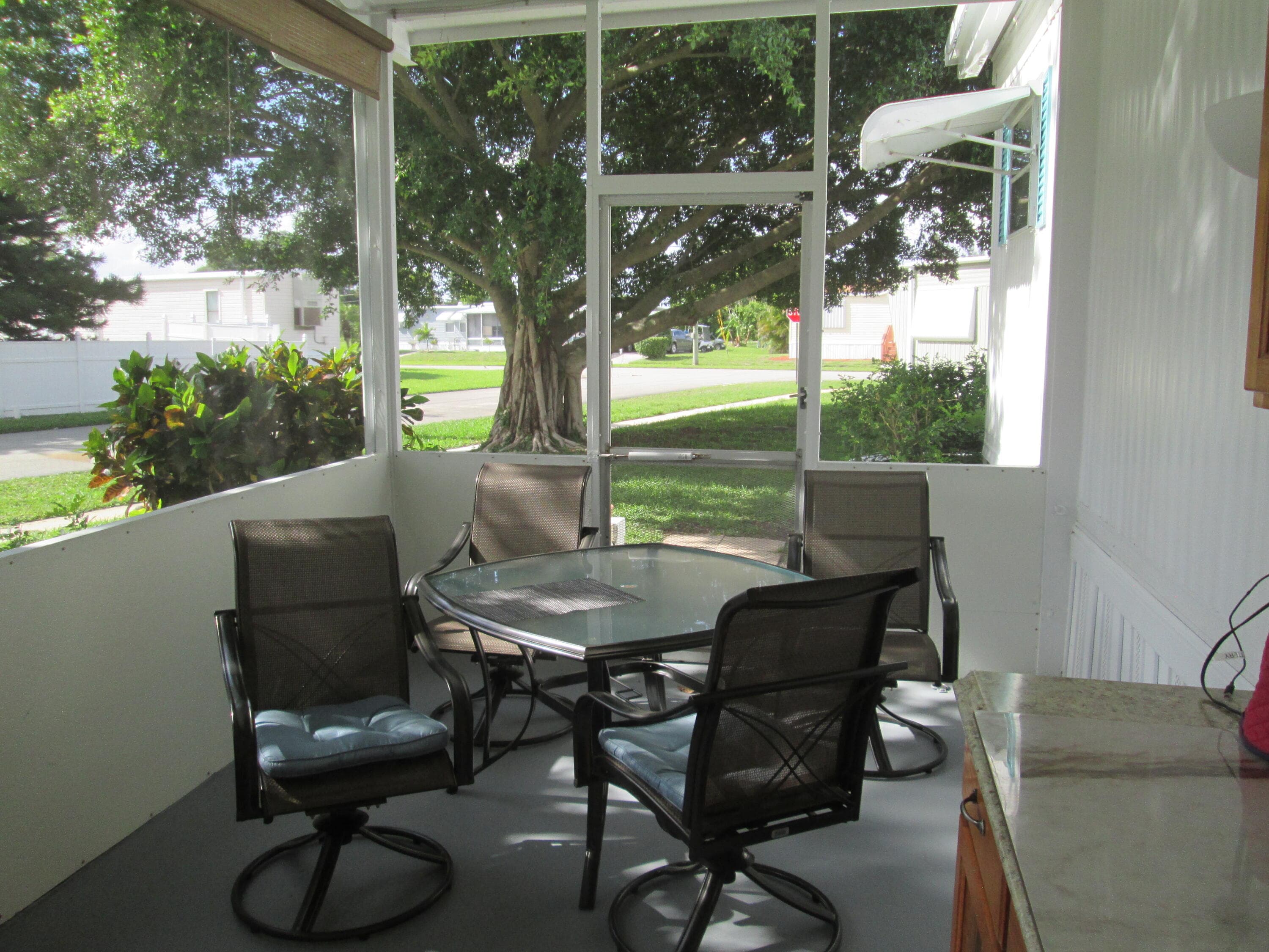 4261 Meadow View Drive, Boynton Beach, FL 33436 — photo 29 of 40