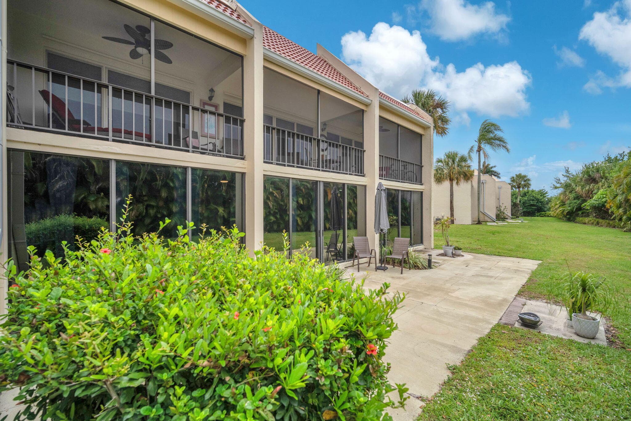 1823 Presidential Way E101, West Palm Beach, FL 33401 — photo 5 of 41
