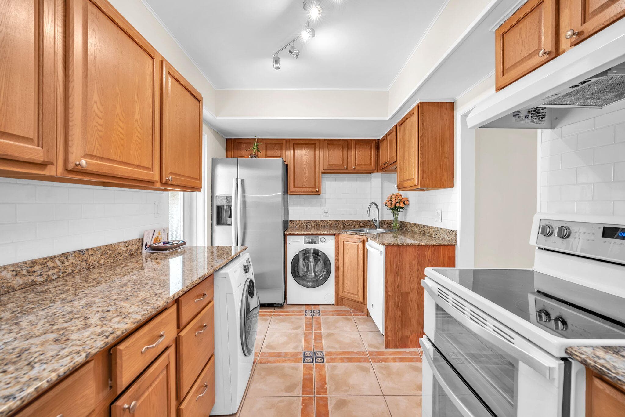 1823 Presidential Way E101, West Palm Beach, FL 33401 — photo 19 of 41