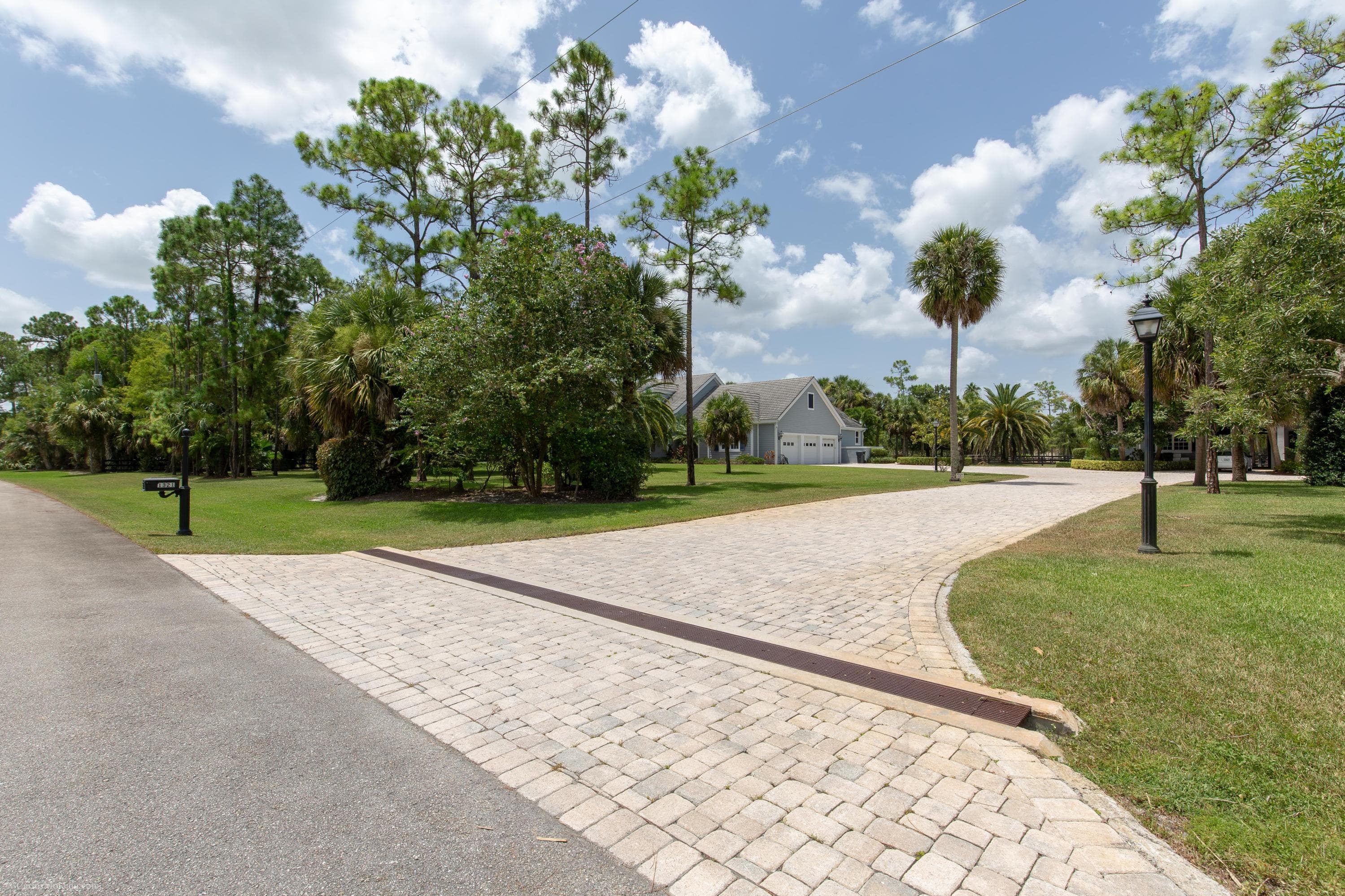 1321 Pelham Road, Wellington, FL 33414 — photo 2 of 34