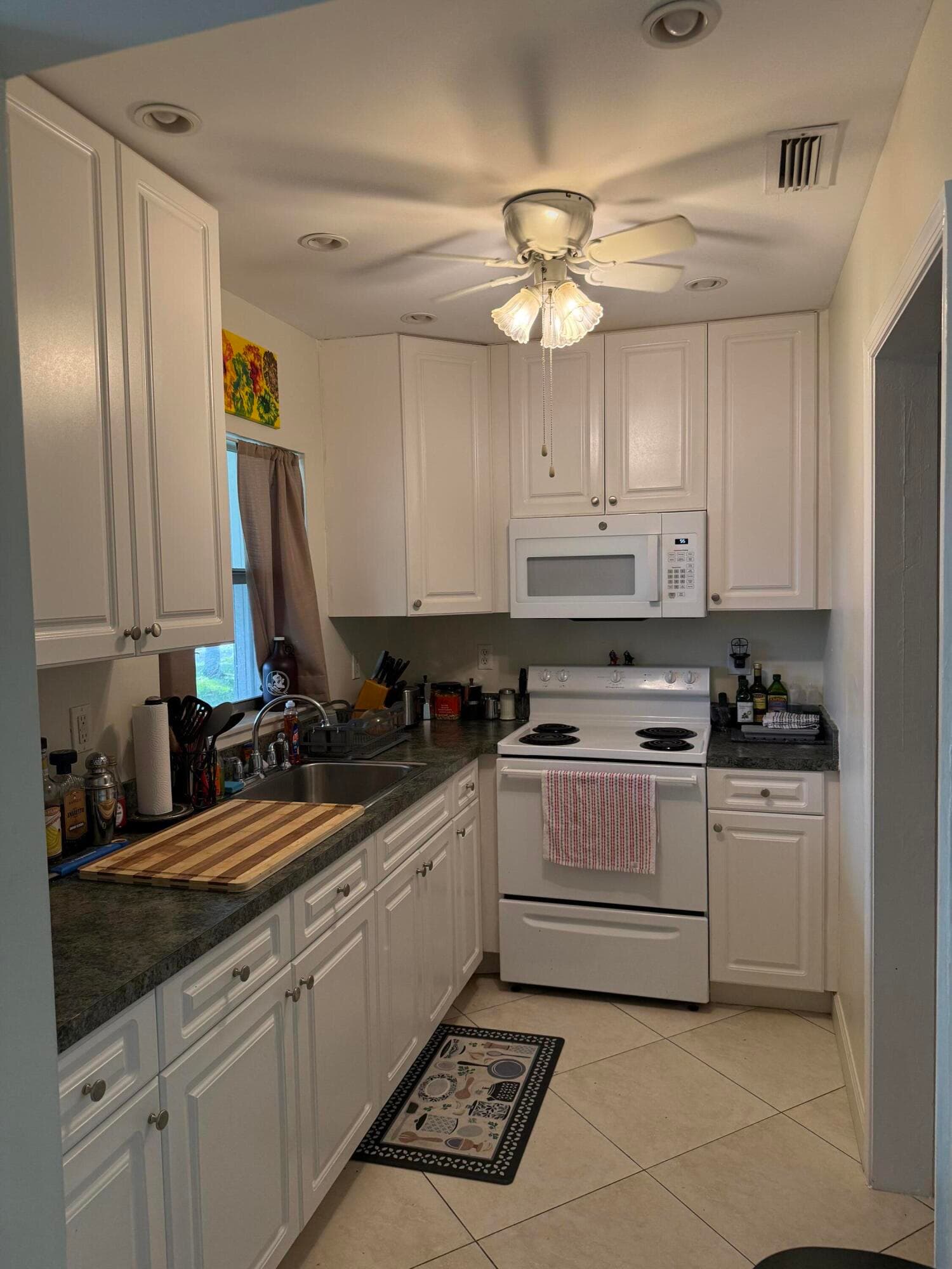 6808 NW 70th Street, Tamarac, FL 33321 — photo 12 of 21