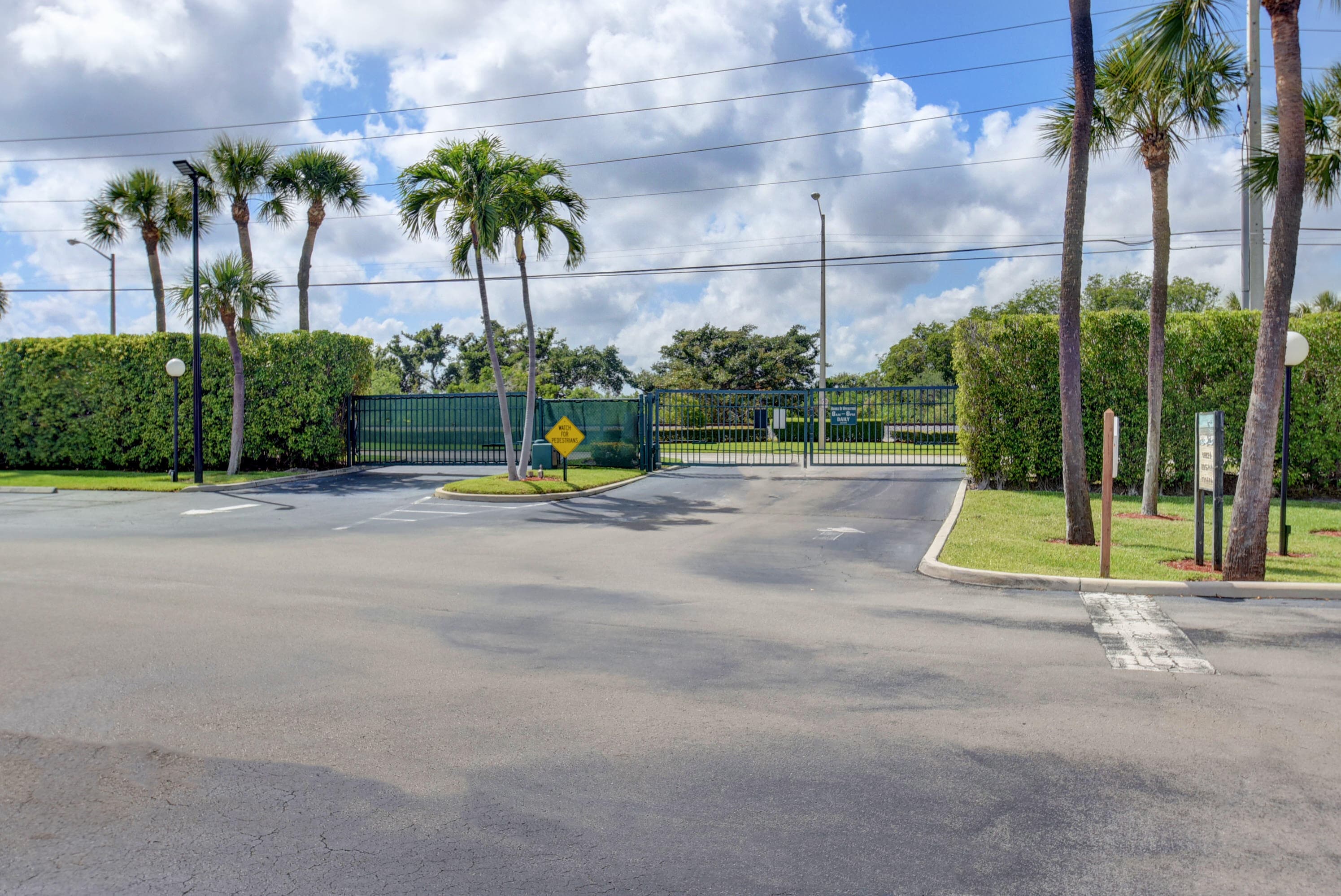 14 Royal Palm Way 2050, Boca Raton, FL 33432 — photo 41 of 44