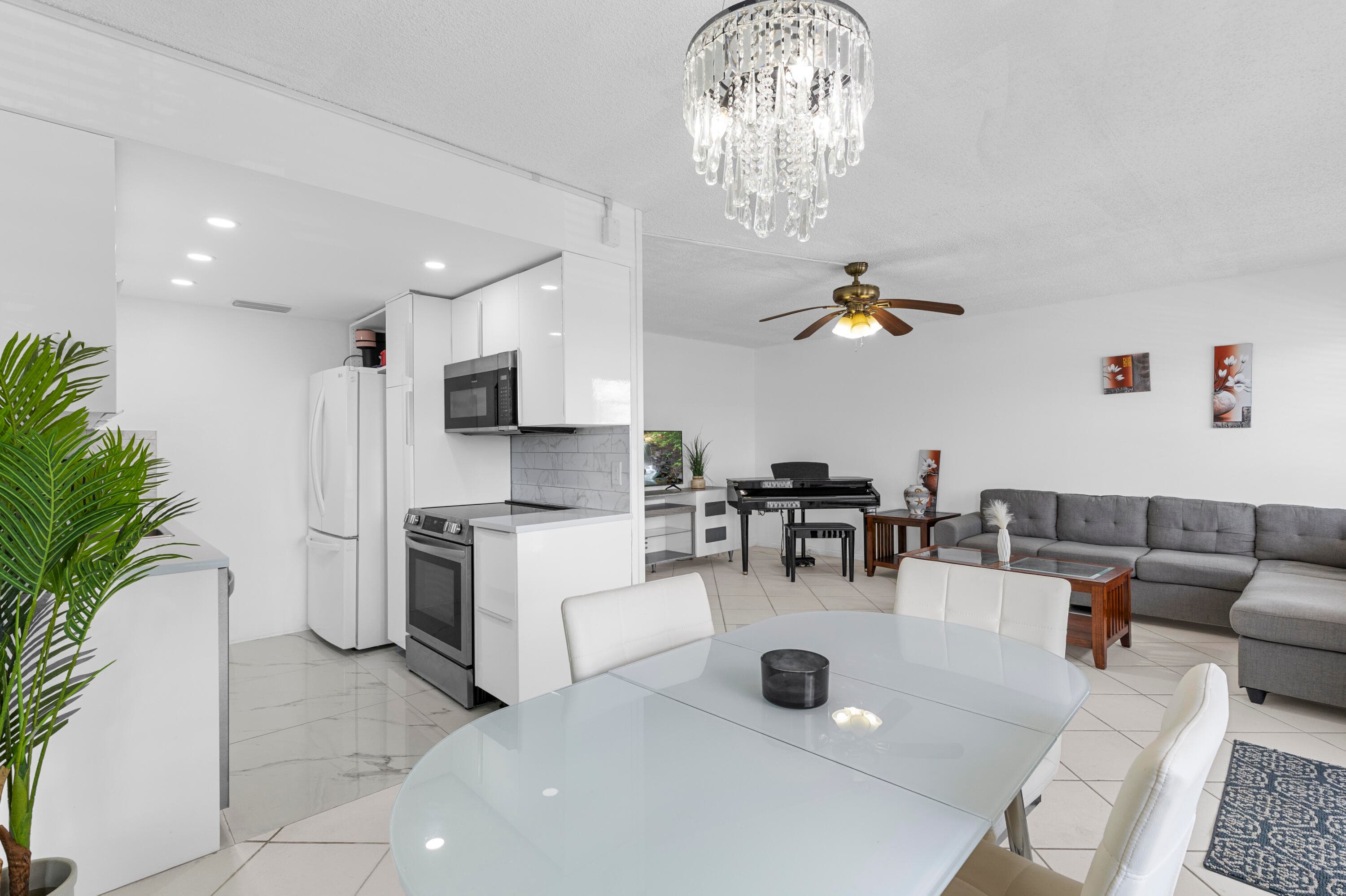 3028 Harwood D, Deerfield Beach, FL 33442 — photo 8 of 32