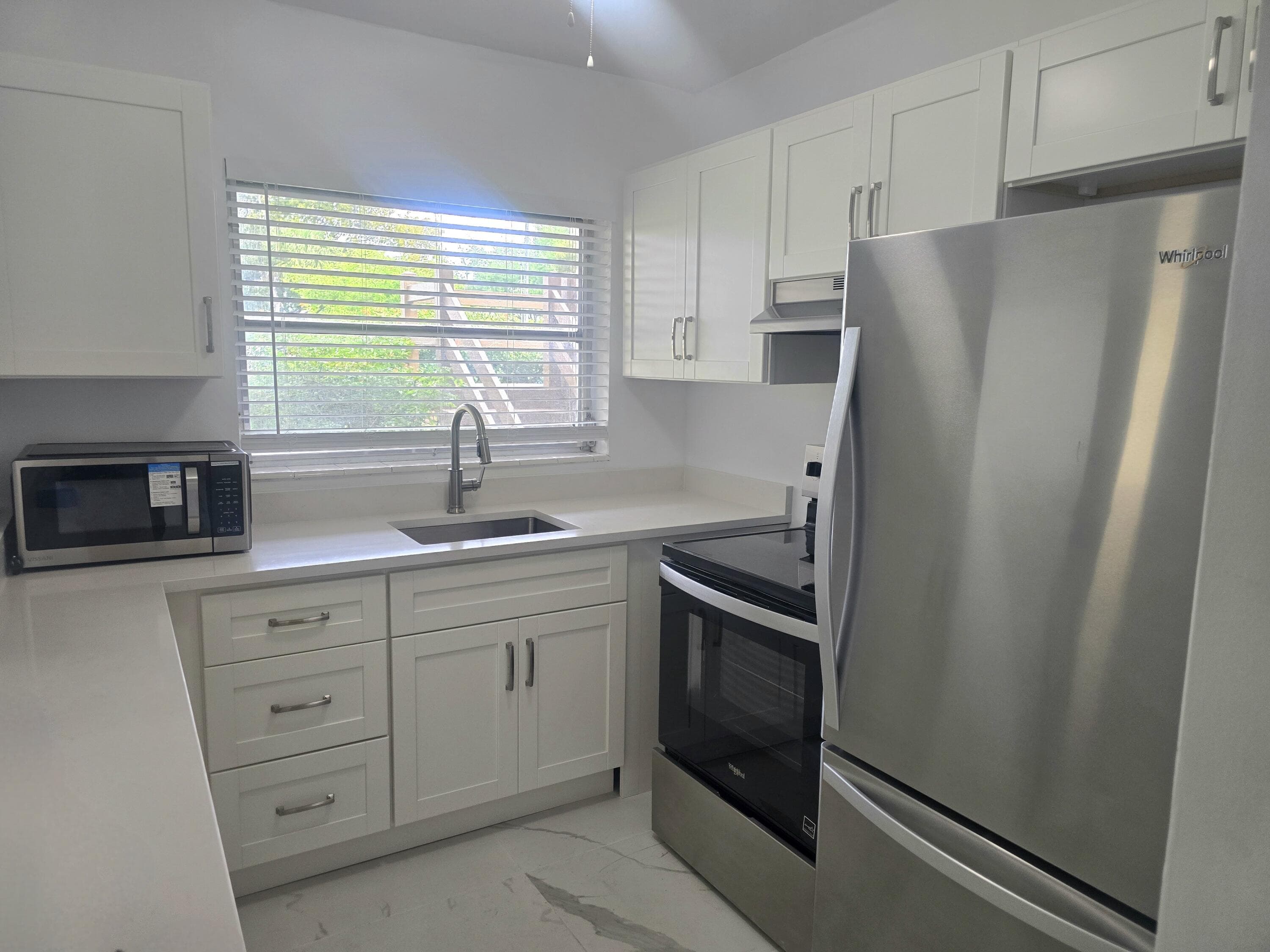 3030 NW 43rd Terrace 102, Lauderdale Lakes, FL 33313 — photo 12 of 14