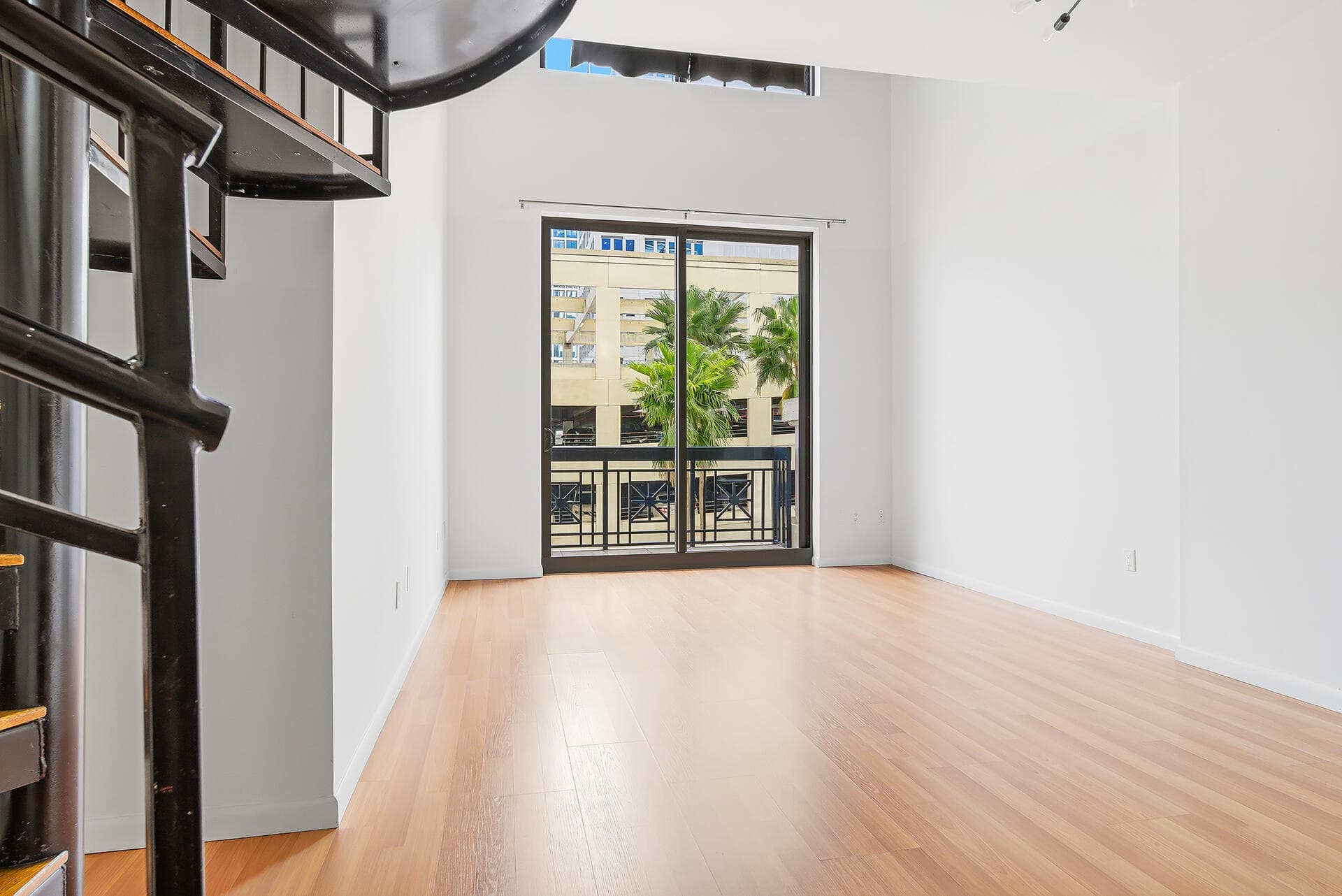 801 S Olive Avenue 425, West Palm Beach, FL 33401 — photo 3 of 46