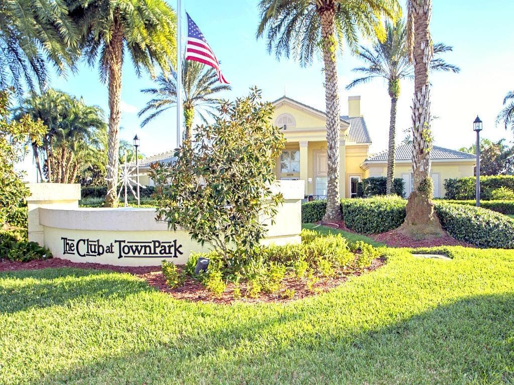 11988 SW Knightsbridge Lane, Port St. Lucie, FL 34987 — photo 40 of 64