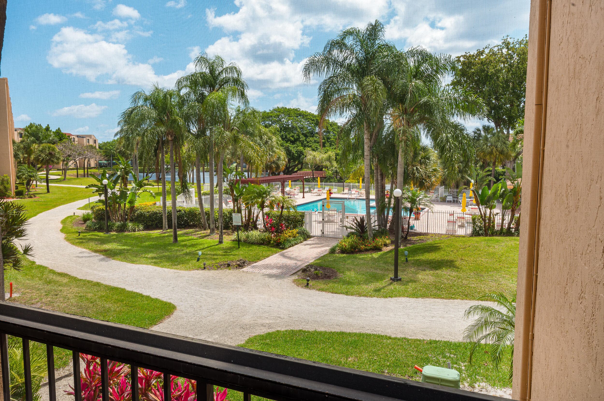 2255 Lindell Boulevard 4207, Delray Beach, FL 33444 — photo 1 of 40