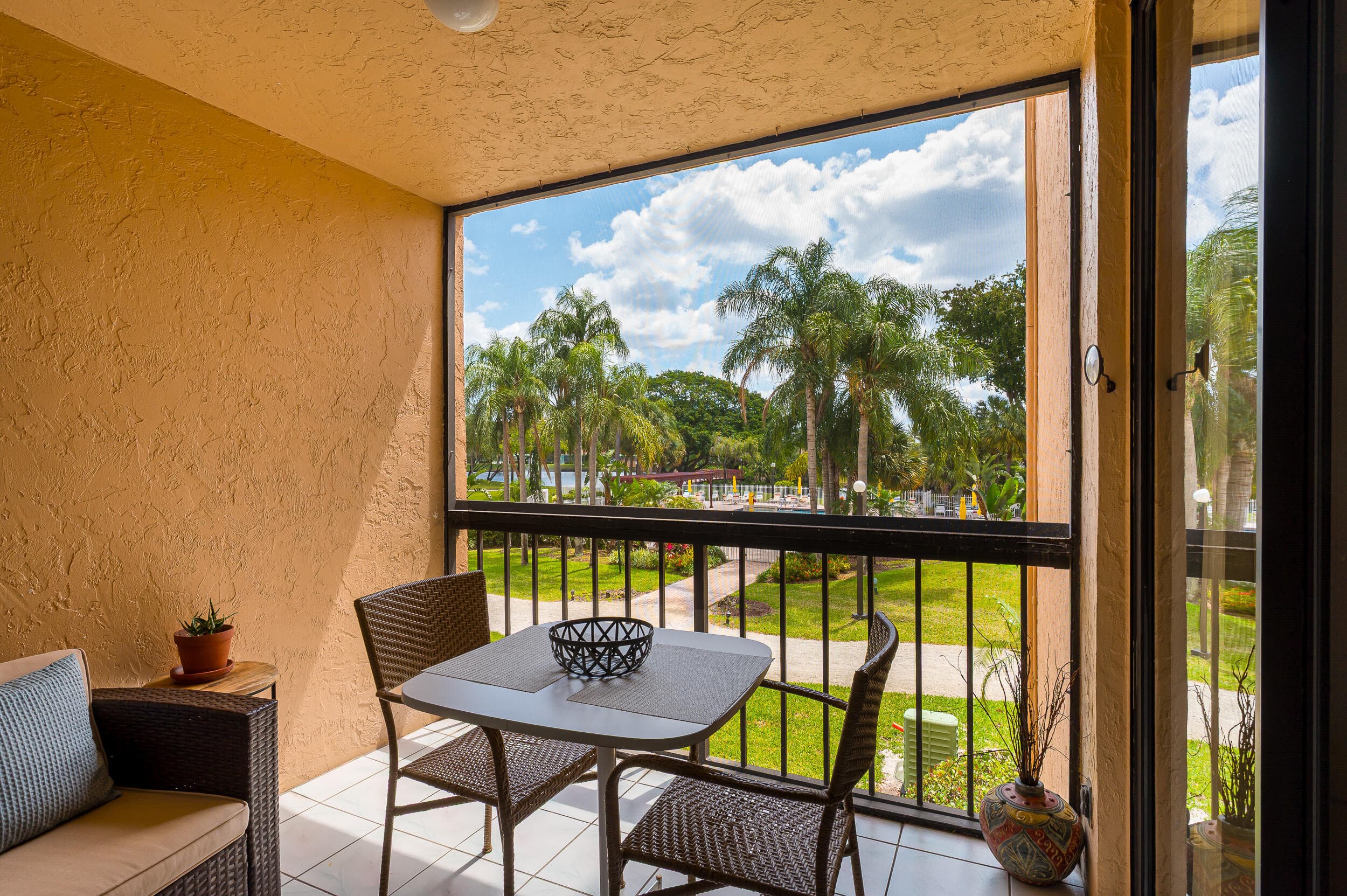 2255 Lindell Boulevard 4207, Delray Beach, FL 33444 — photo 2 of 40
