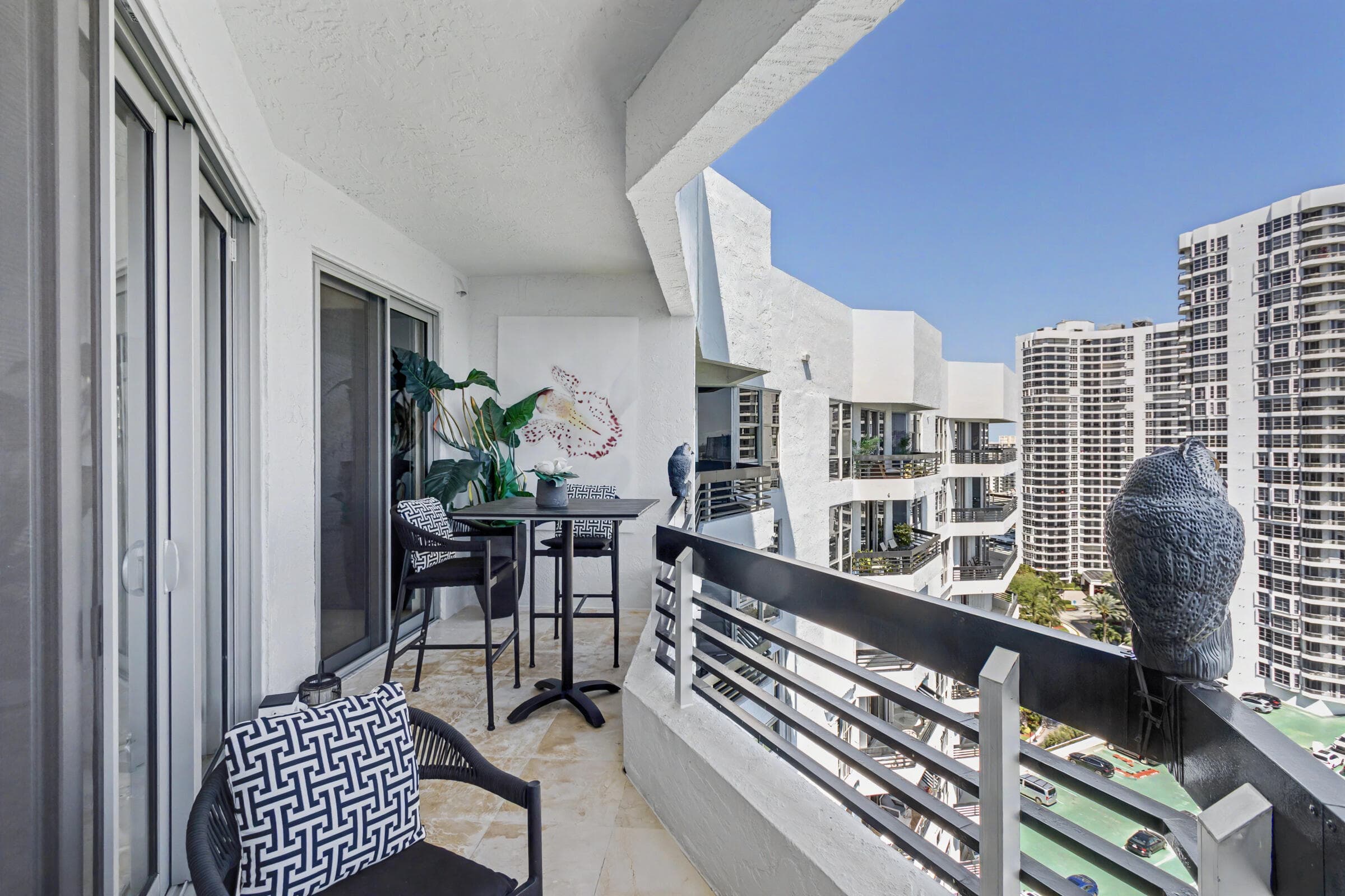 3600 Mystic Pointe Drive Ph16, Aventura, FL 33180 — photo 17 of 61