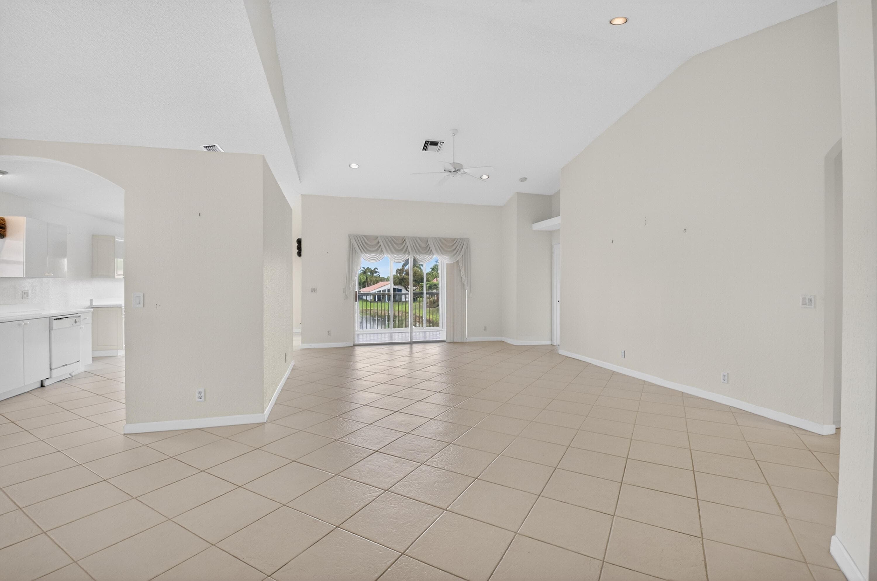 7978 Laina Lane 3, Boynton Beach, FL 33437 — photo 9 of 69