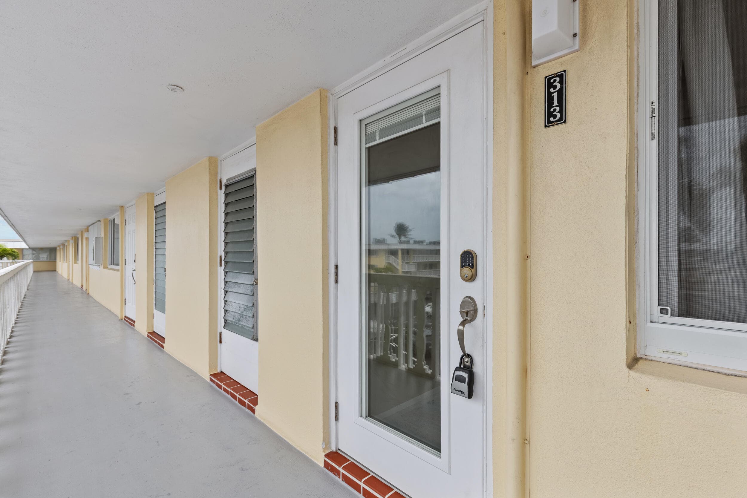 100 Doolen Court 313, North Palm Beach, FL 33408 — photo 19 of 32