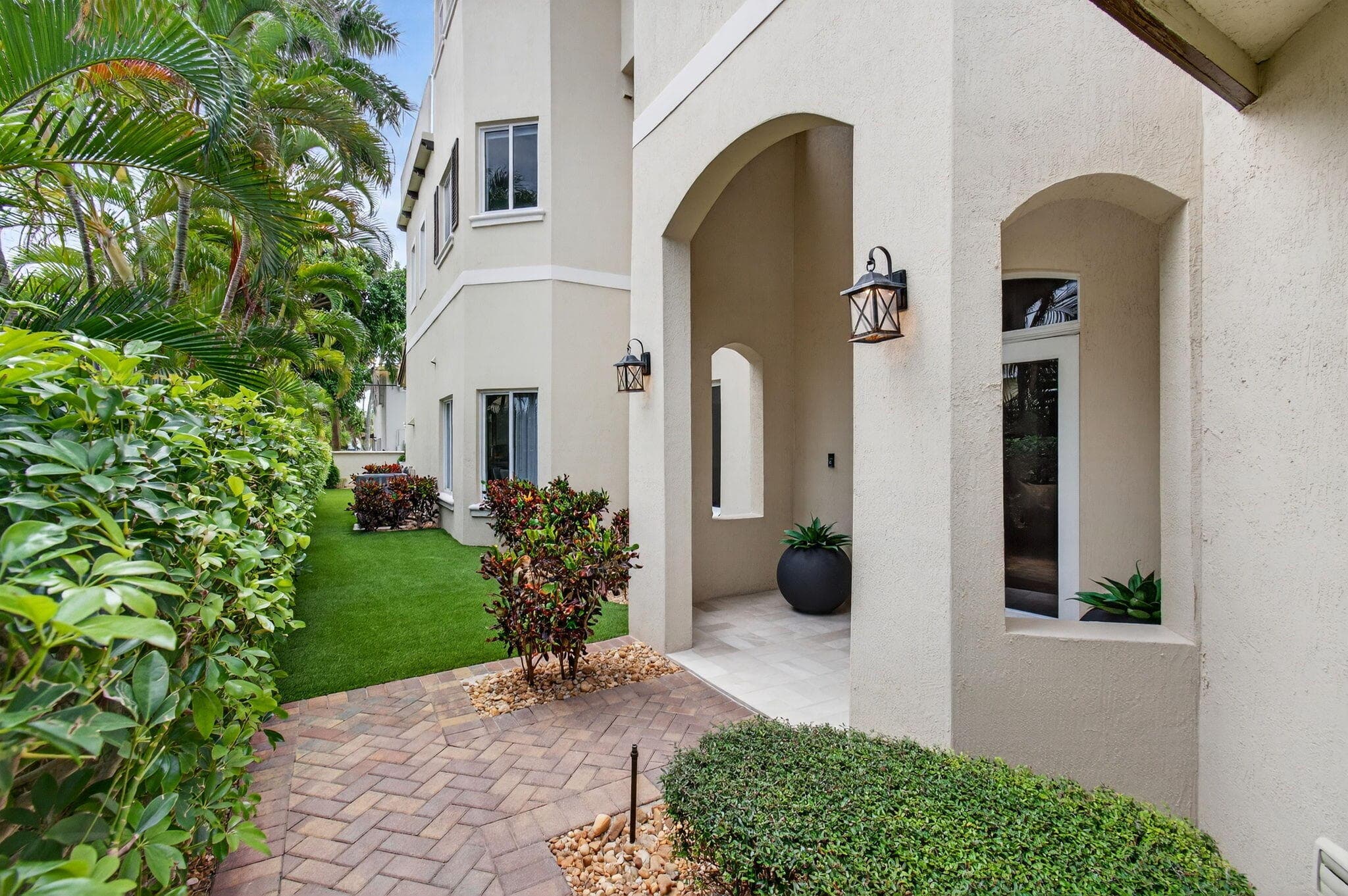 1942 NE 6th Street C, Deerfield Beach, FL 33441 — photo 5 of 129