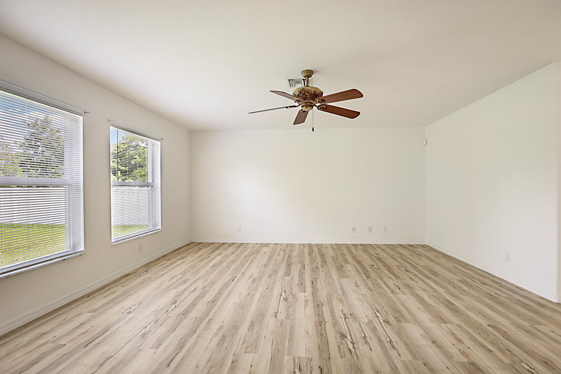 617 SE Karrigan Terrace, Port St. Lucie, FL 34983 — photo 16 of 44