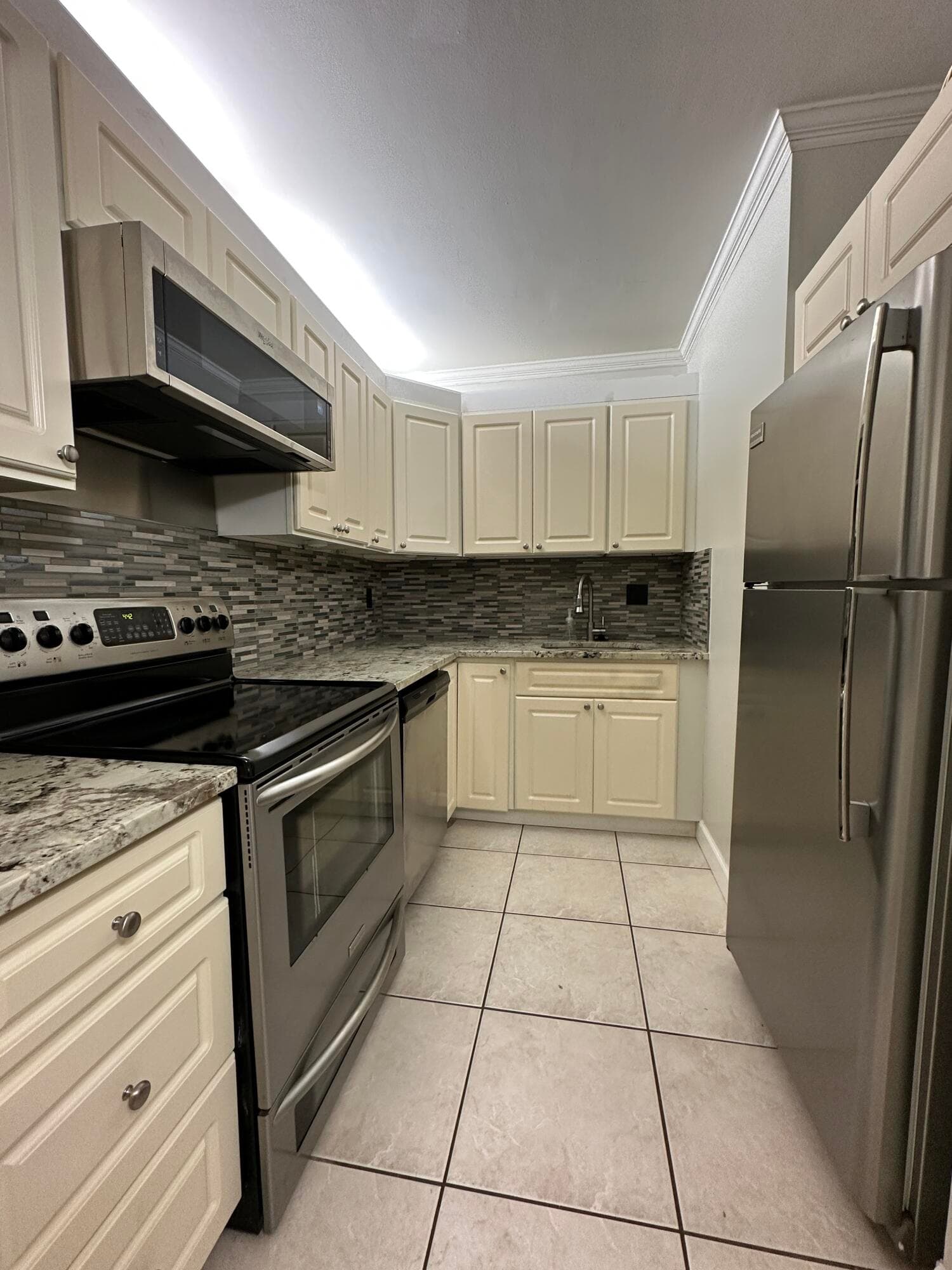 555 SE 8th Street 151, Deerfield Beach, FL 33441 — photo 9 of 24