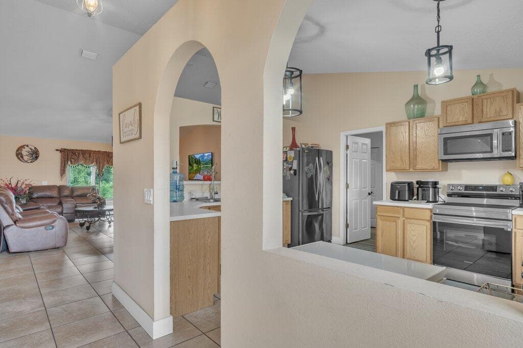 3011 NW 33rd Avenue, Okeechobee, FL 34972 — photo 5 of 26