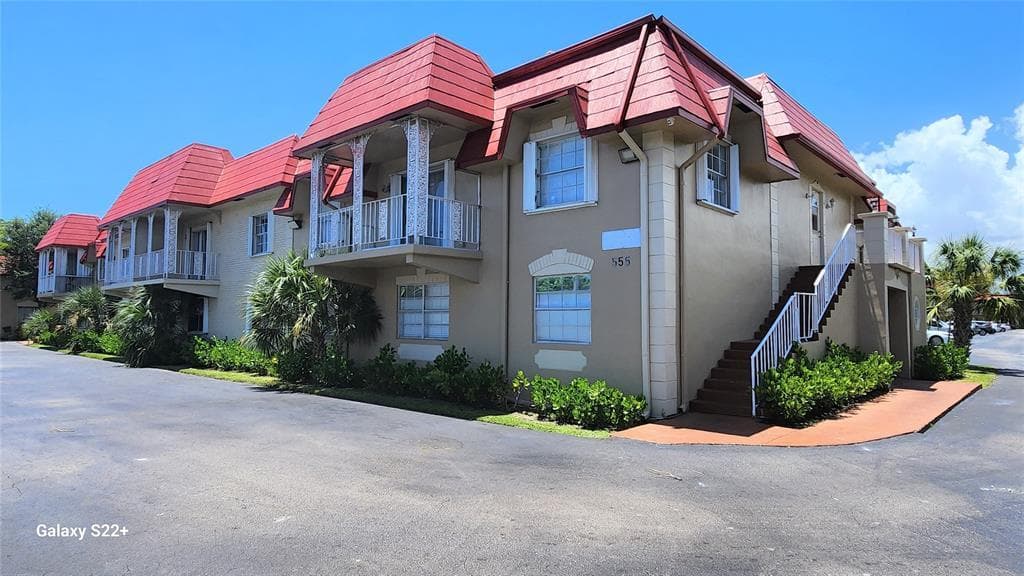 555 SE 8th Street 151, Deerfield Beach, FL 33441 — photo 3 of 24