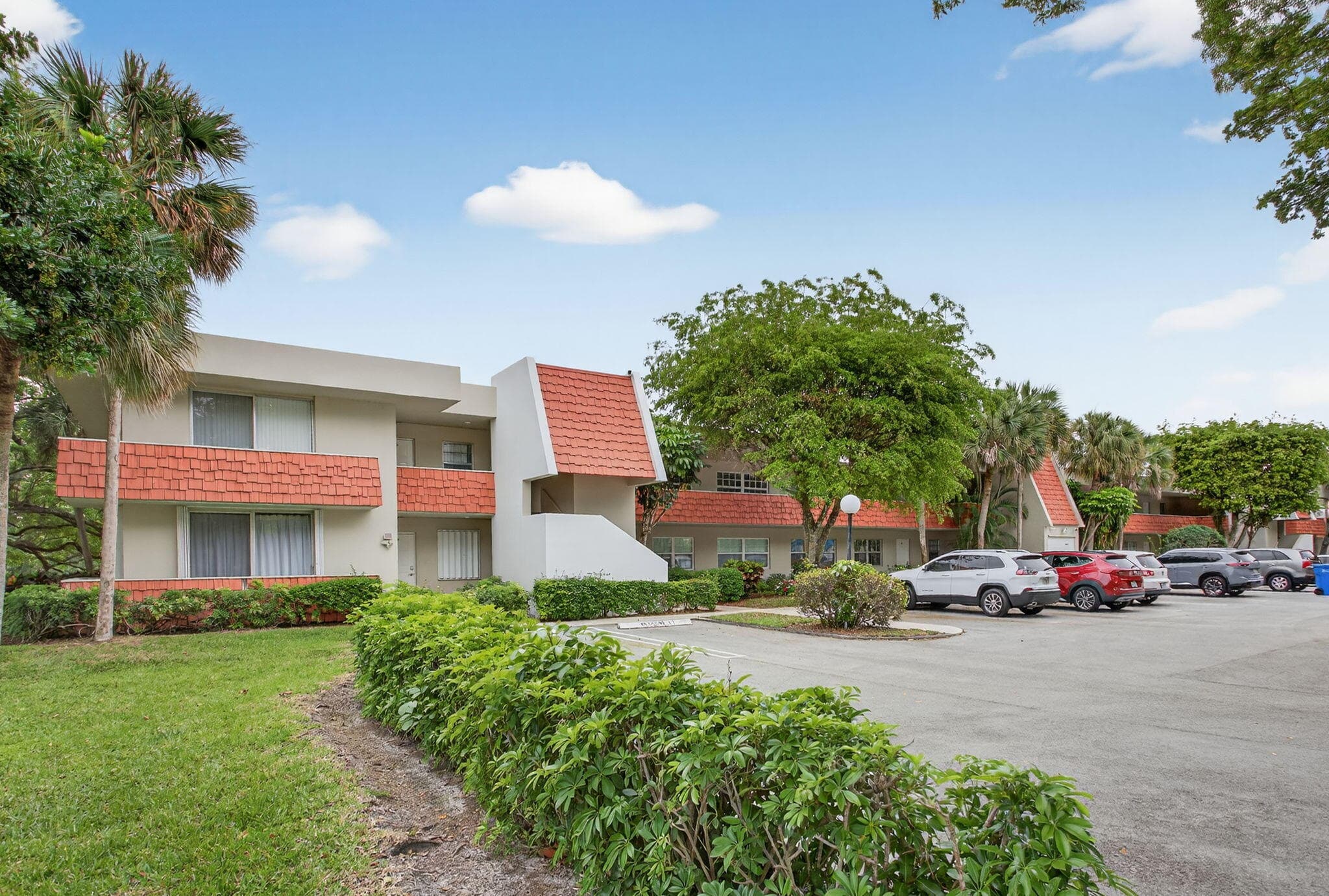 800 Cypress Boulevard 204a, Pompano Beach, FL 33069 — photo 1 of 45