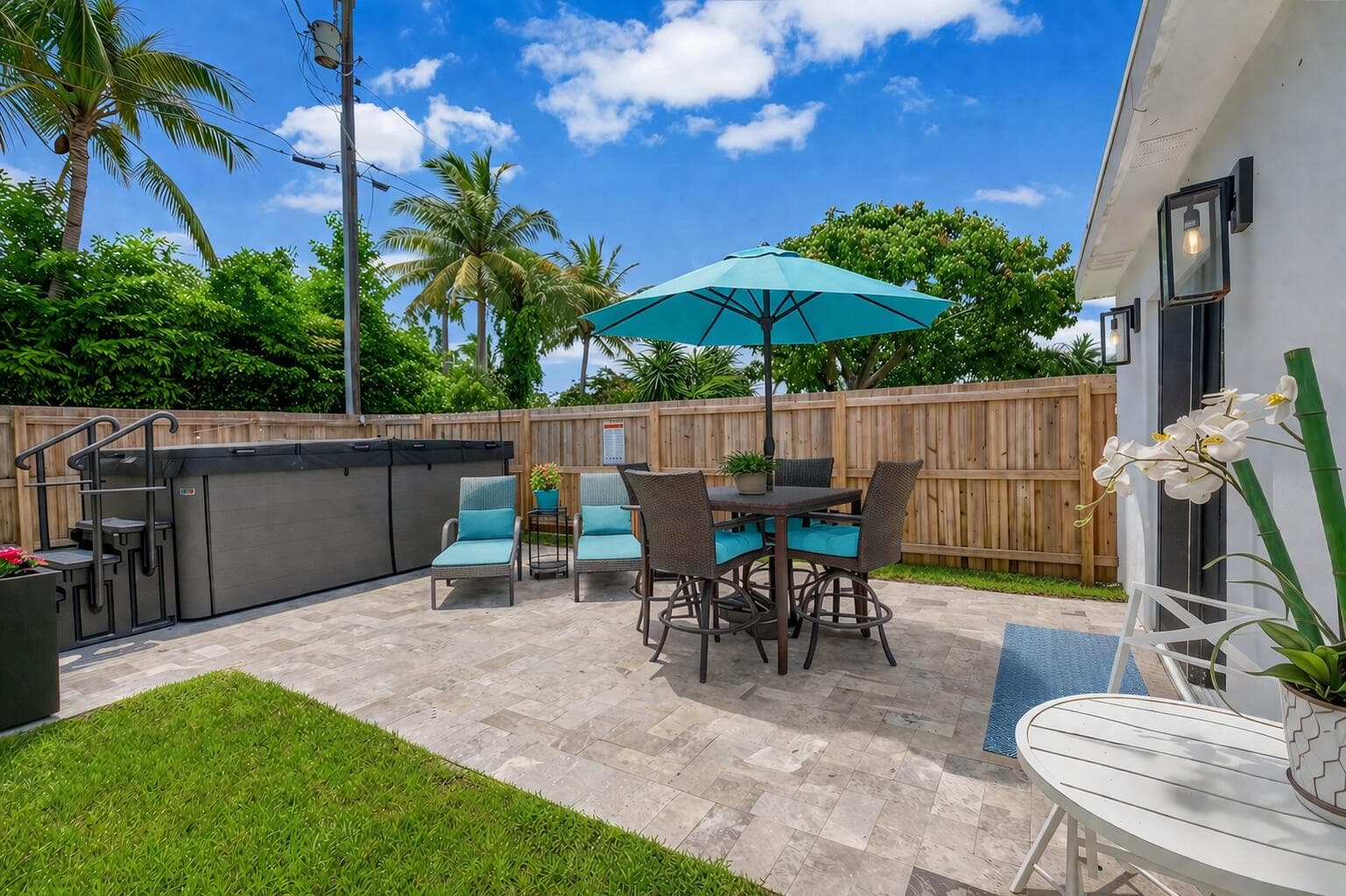 201 SE 7th Street, Delray Beach, FL 33483 — photo 5 of 31