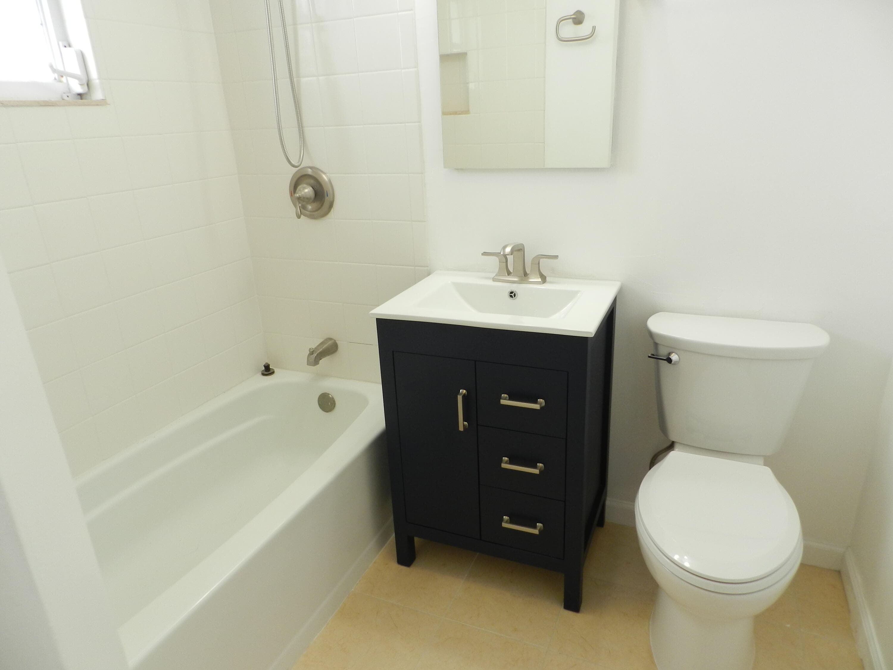 141 West Court, Royal Palm Beach, FL 33411 — photo 6 of 13