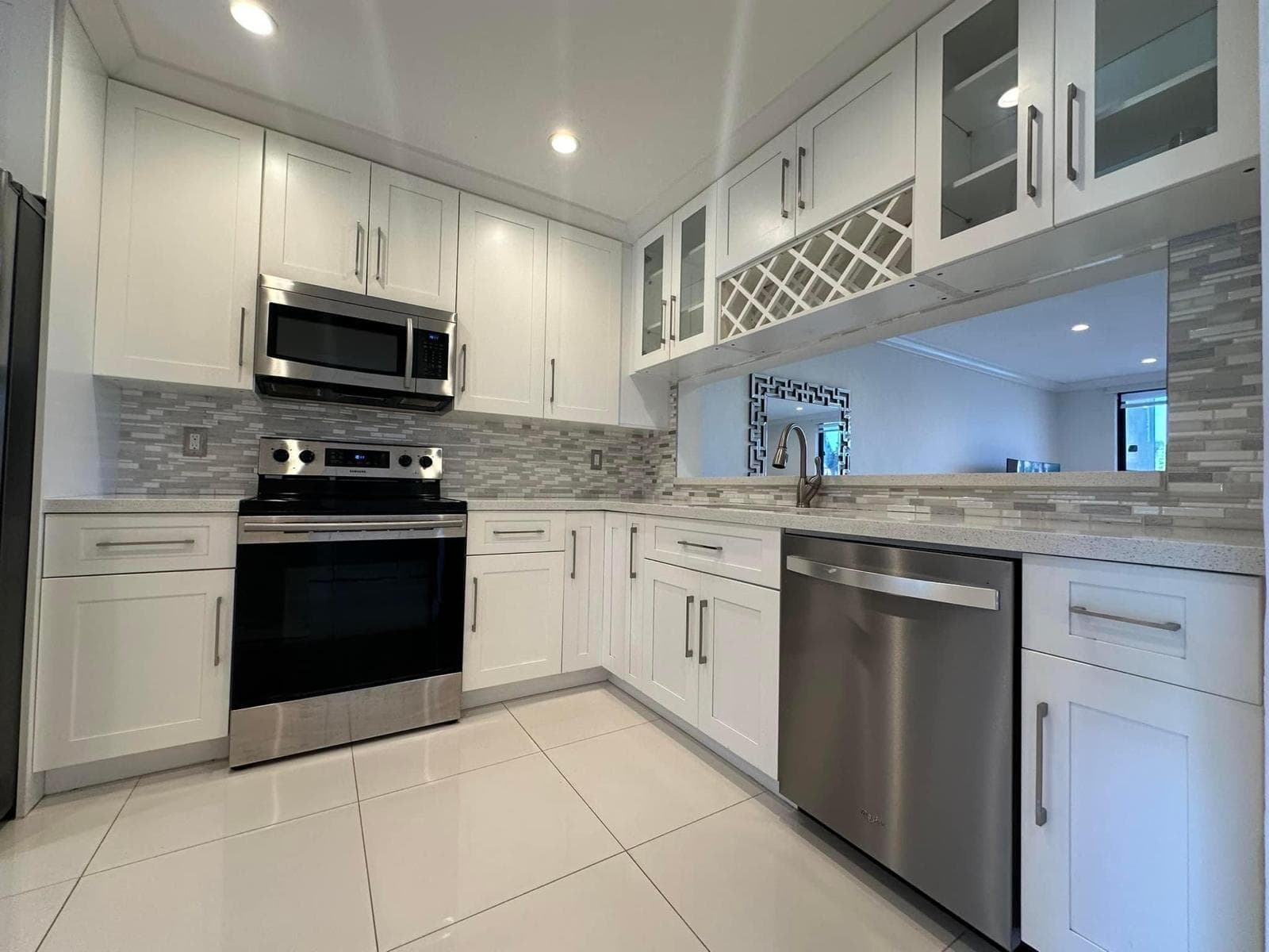 10630 NW 14th Street 118, Plantation, FL 33322 — photo 1 of 16