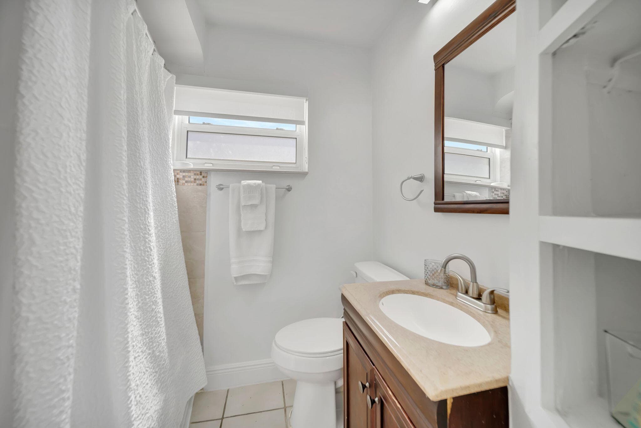 2724 NE 14th Street 3, Fort Lauderdale, FL 33304 — photo 6 of 16