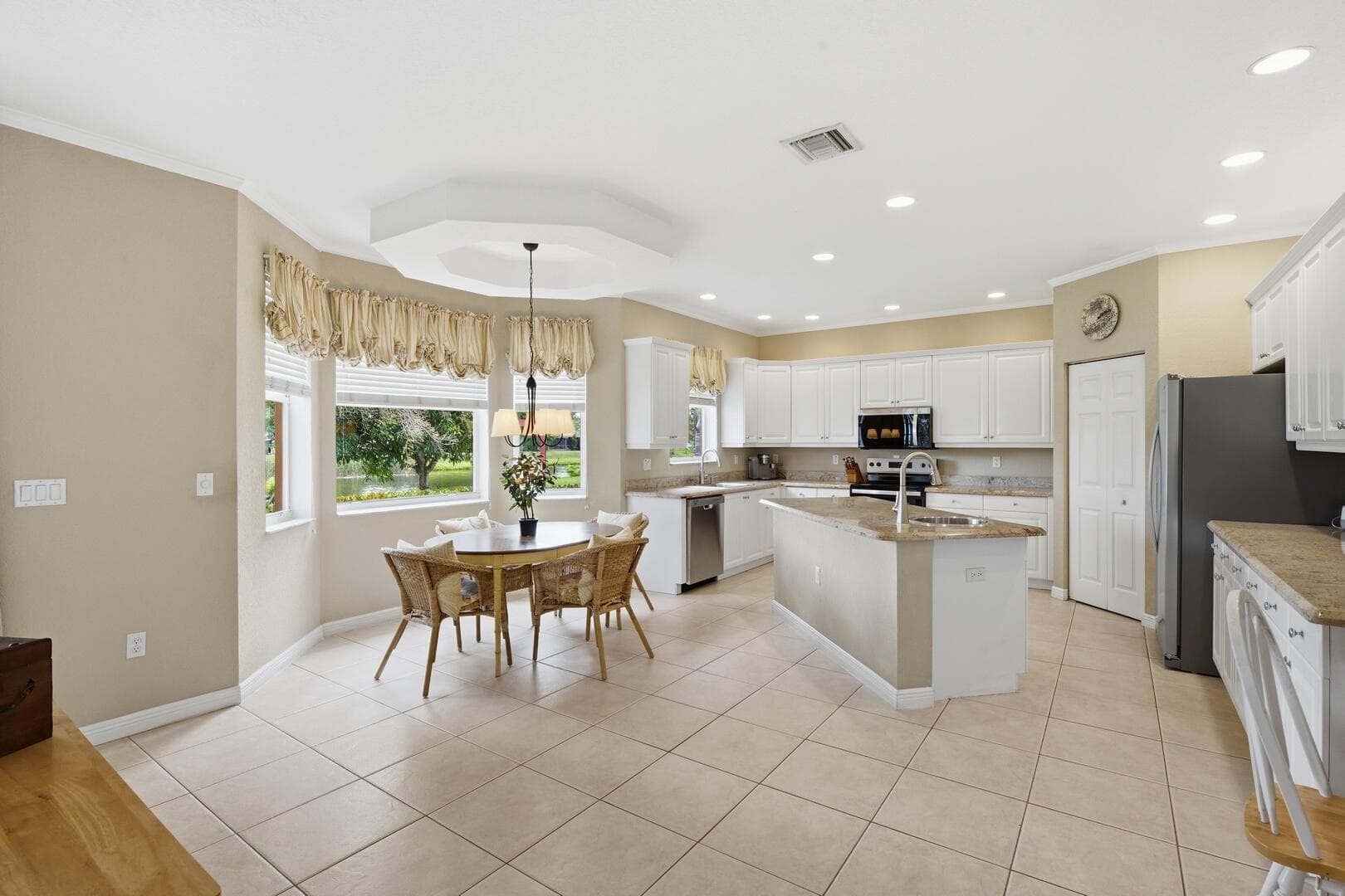 2462 Westmont Place, Royal Palm Beach, FL 33411 — photo 8 of 60