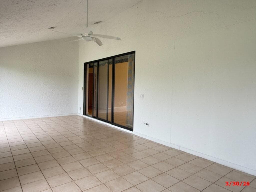 9 Windsor Lane, Boynton Beach, FL 33436 — photo 23 of 31
