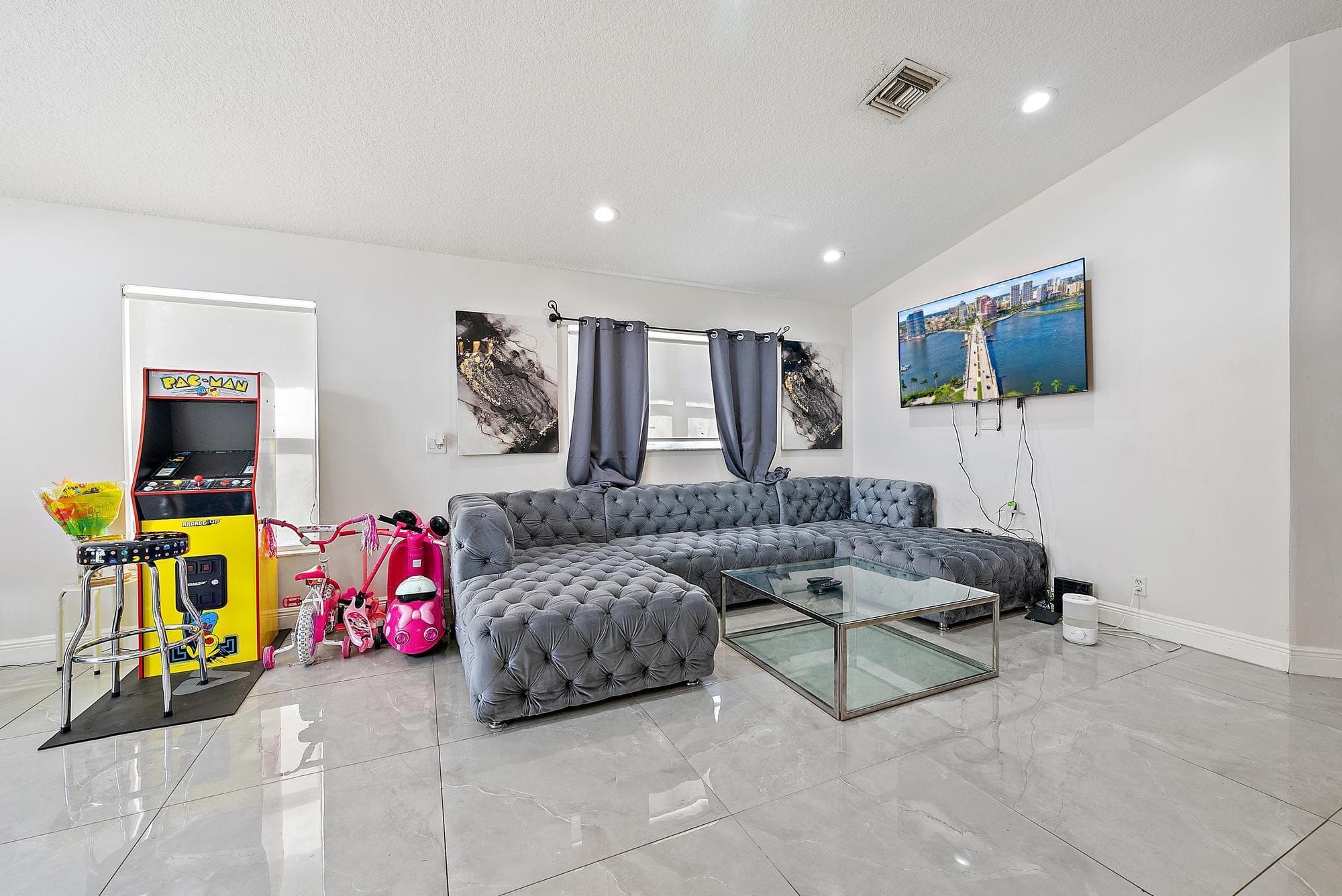 8193 Pelican Harbour Drive, Lake Worth, FL 33467 — photo 9 of 23