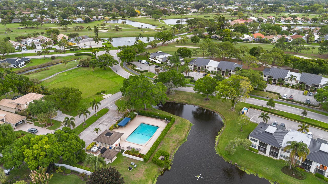 12962 Briarlake Drive 103, Palm Beach Gardens, FL 33418 — photo 28 of 32