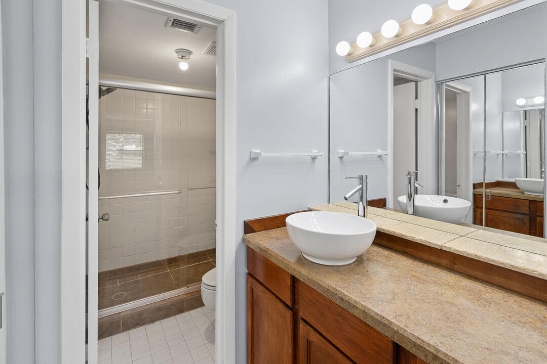 12962 Briarlake Drive 103, Palm Beach Gardens, FL 33418 — photo 13 of 32