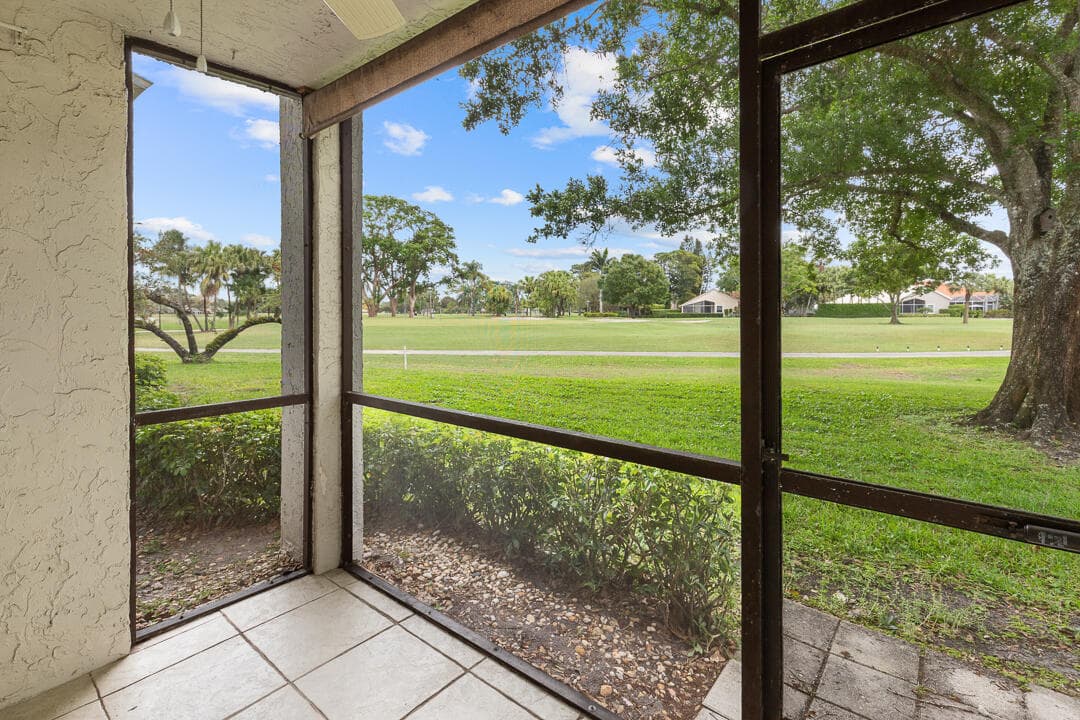 12962 Briarlake Drive 103, Palm Beach Gardens, FL 33418 — photo 22 of 32