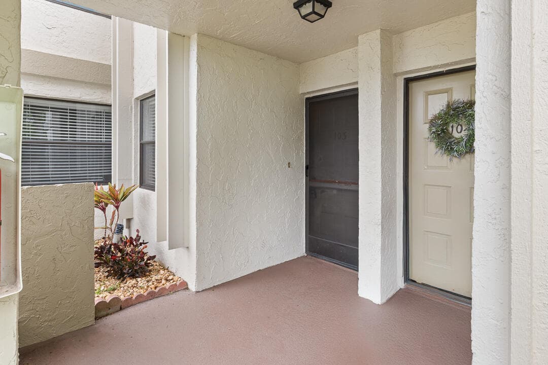 12962 Briarlake Drive 103, Palm Beach Gardens, FL 33418 — photo 3 of 32