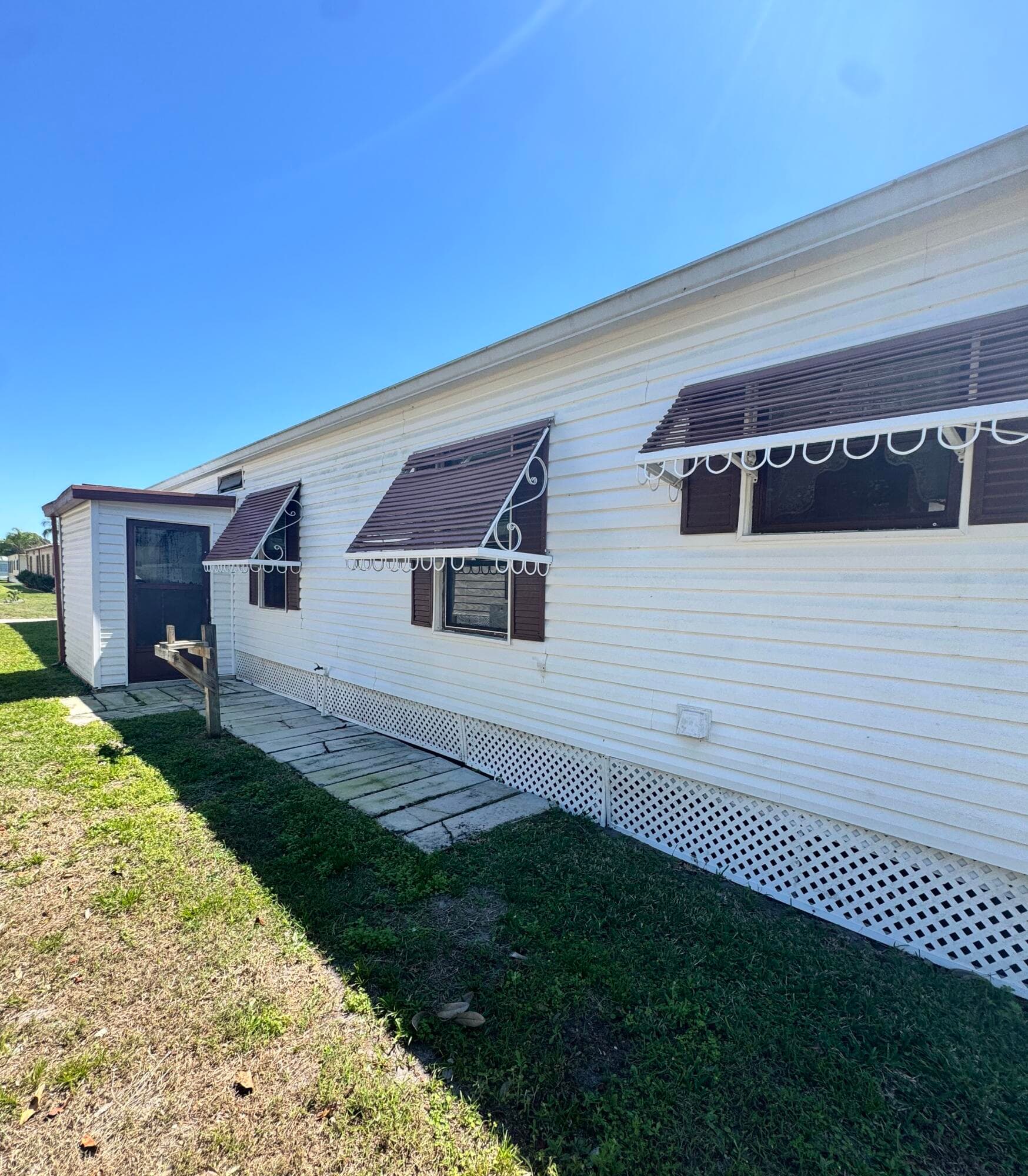 37 San Roberto, Fort Pierce, FL 34951 — photo 4 of 38