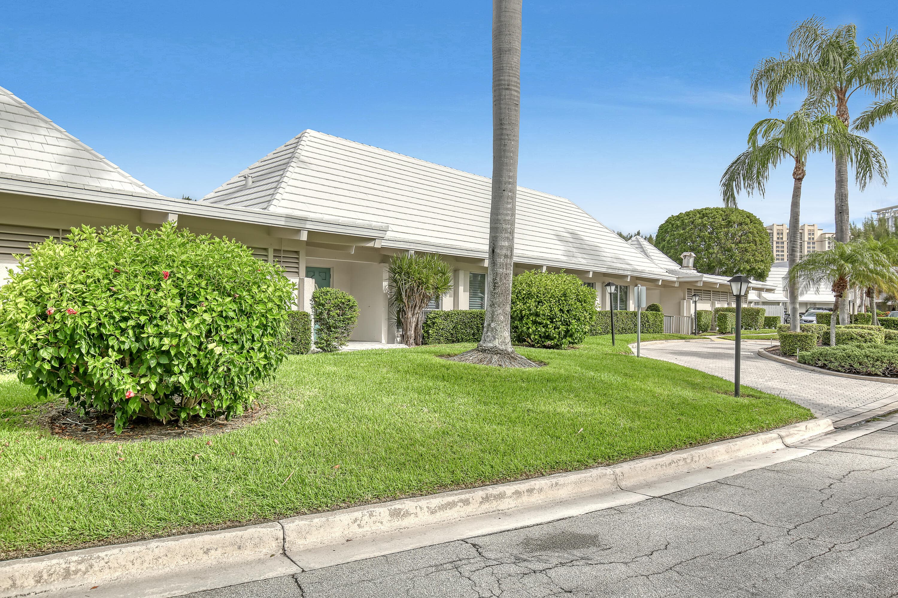 1250 Sugar Sands Boulevard 207, Singer Island, FL 33404 — photo 29 of 42