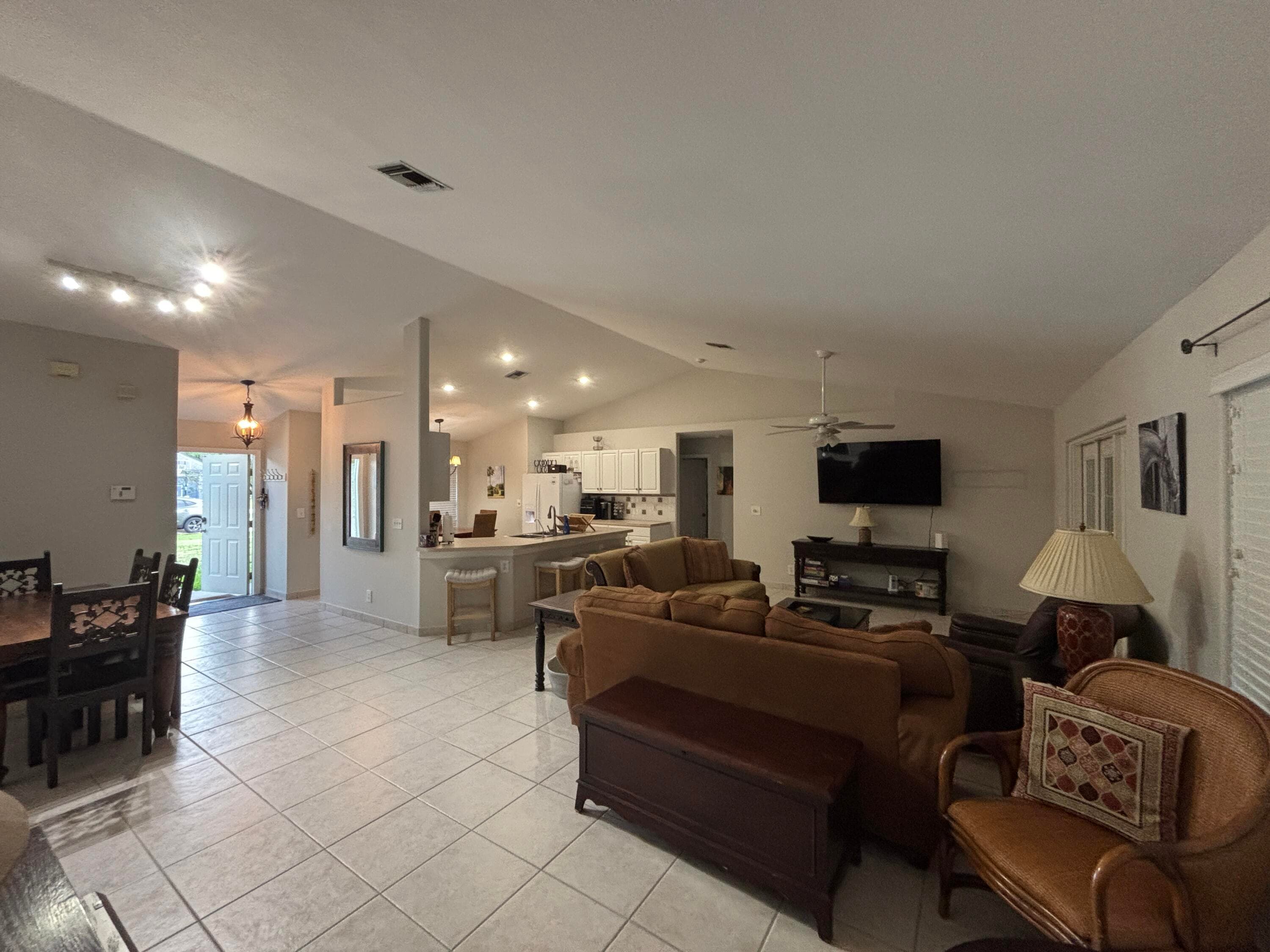 1094 Raintree Lane, Wellington, FL 33414 — photo 10 of 29