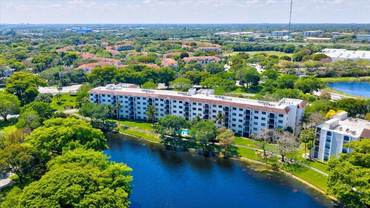 2105 Lavers Circle 212, Delray Beach, FL 33444 — photo 3 of 29